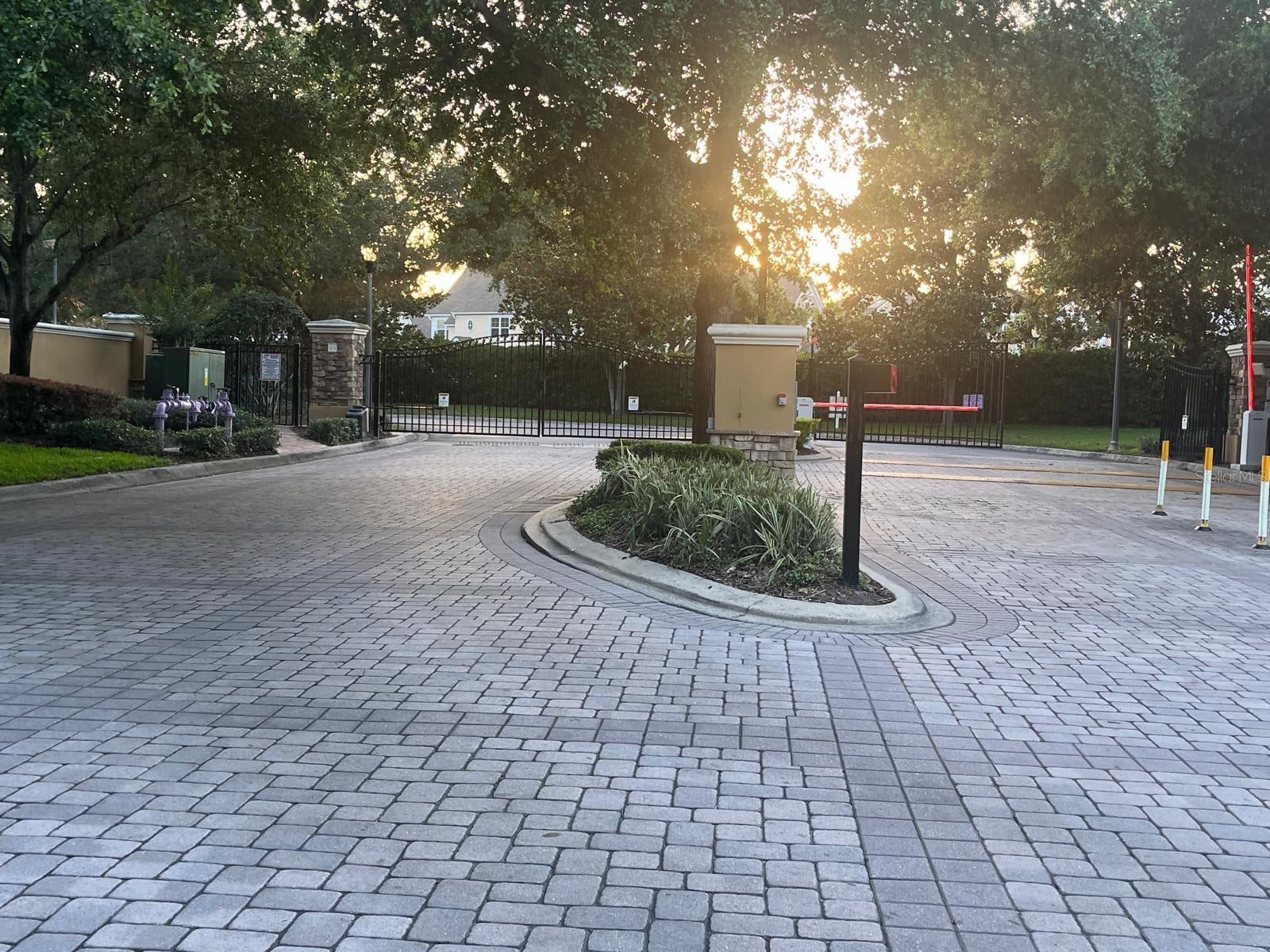STONEBRIDGE RESERVE CONDO PH 02 - Residential Lease