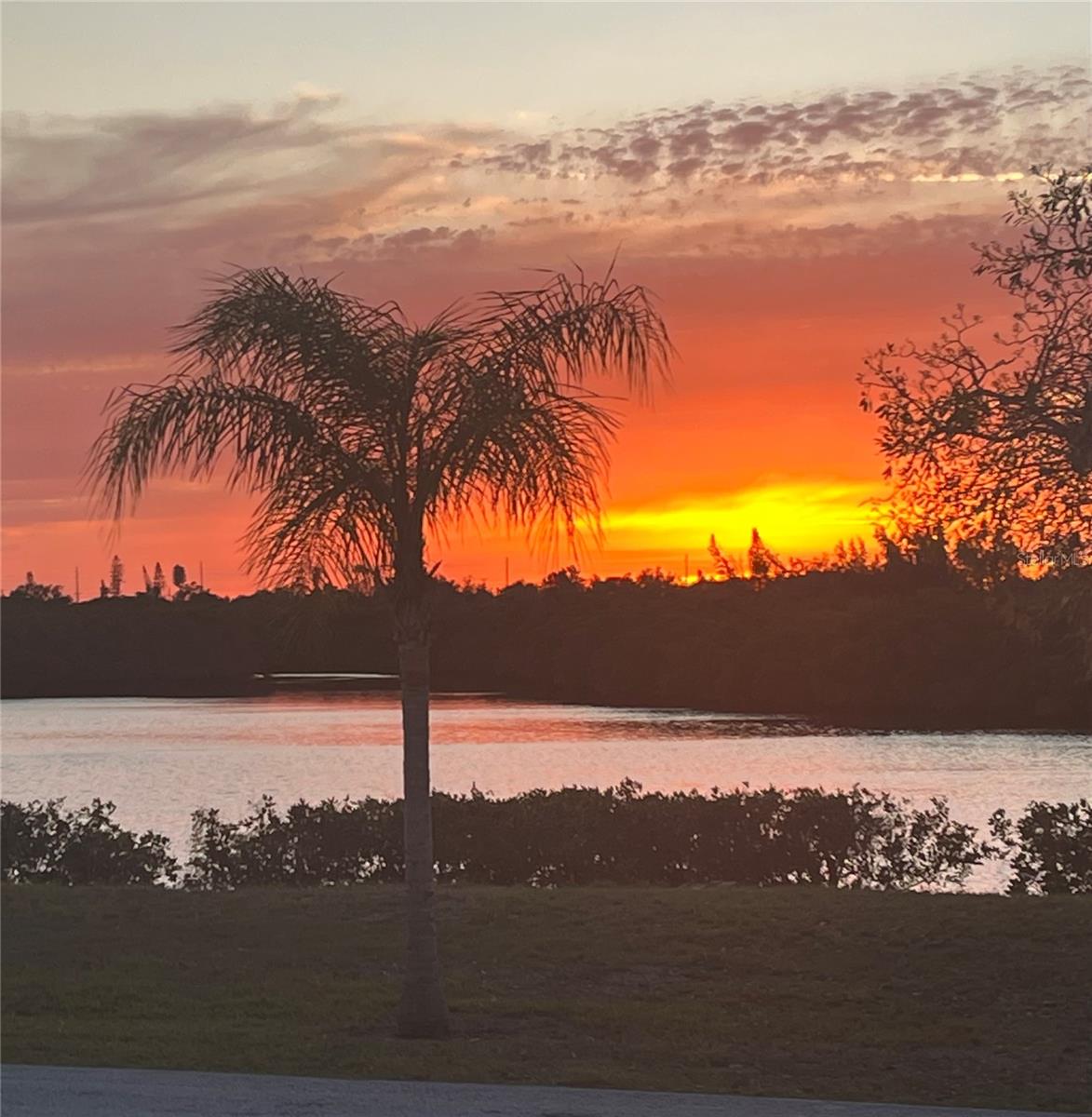 MILLS BAYOU - Residential
