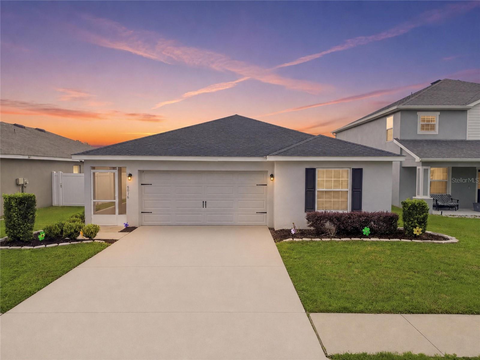 BREAKWATER COVE - Residential