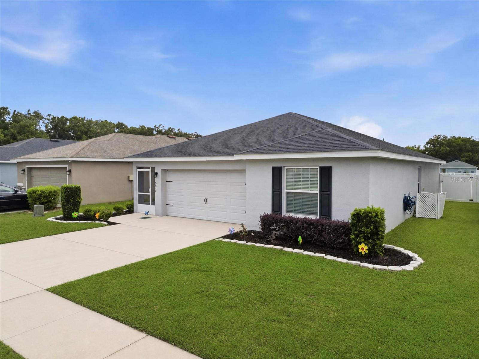 BREAKWATER COVE - Residential