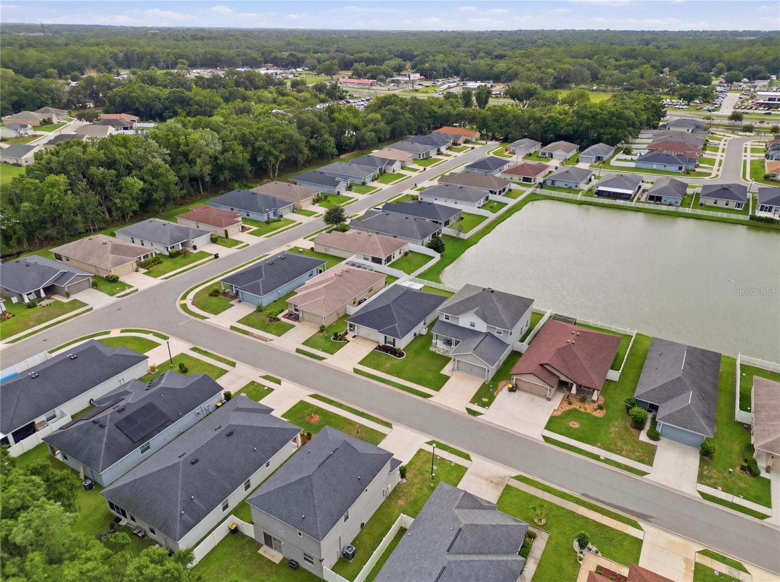 BREAKWATER COVE - Residential