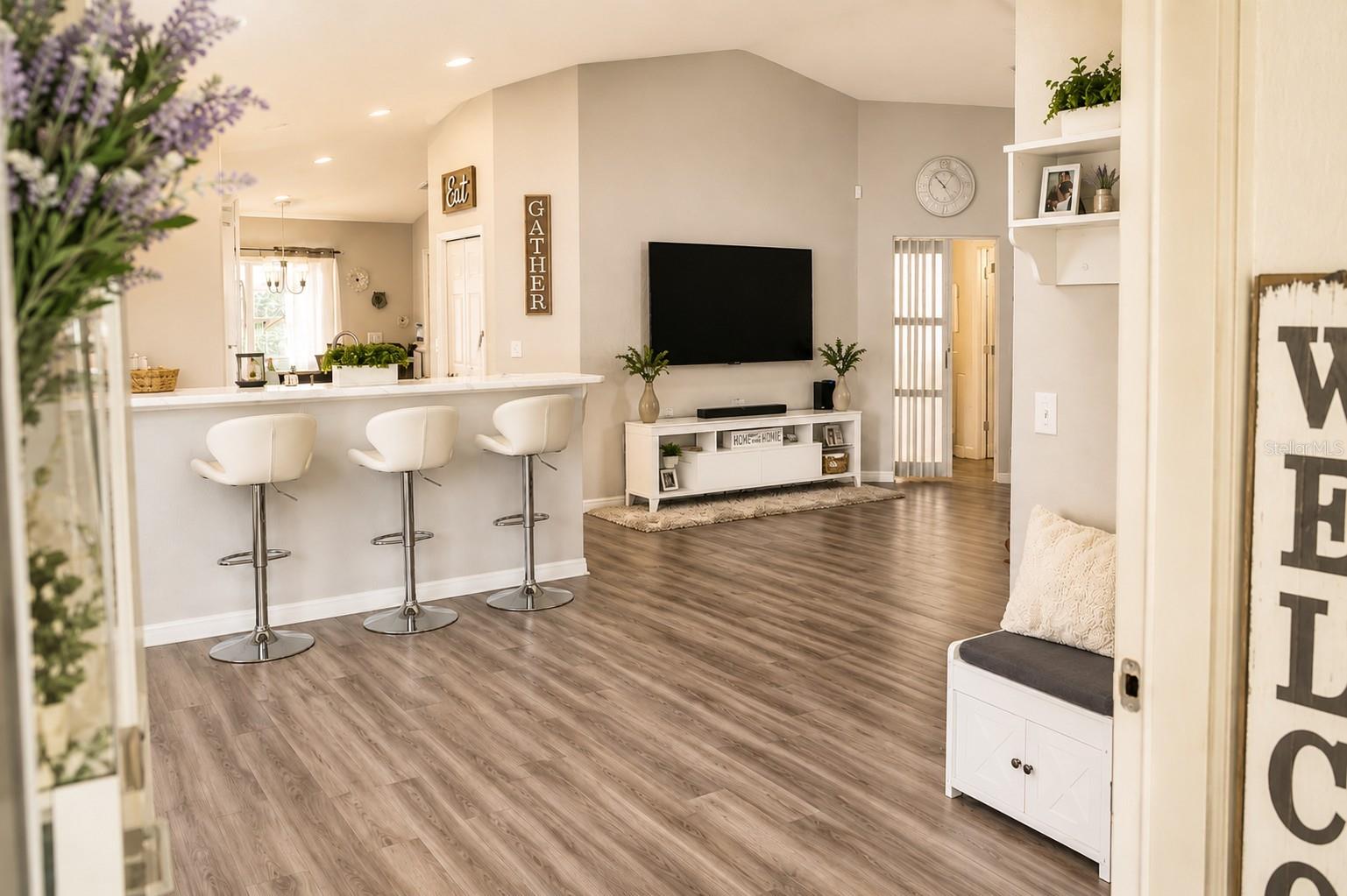 BREAKWATER COVE - Residential