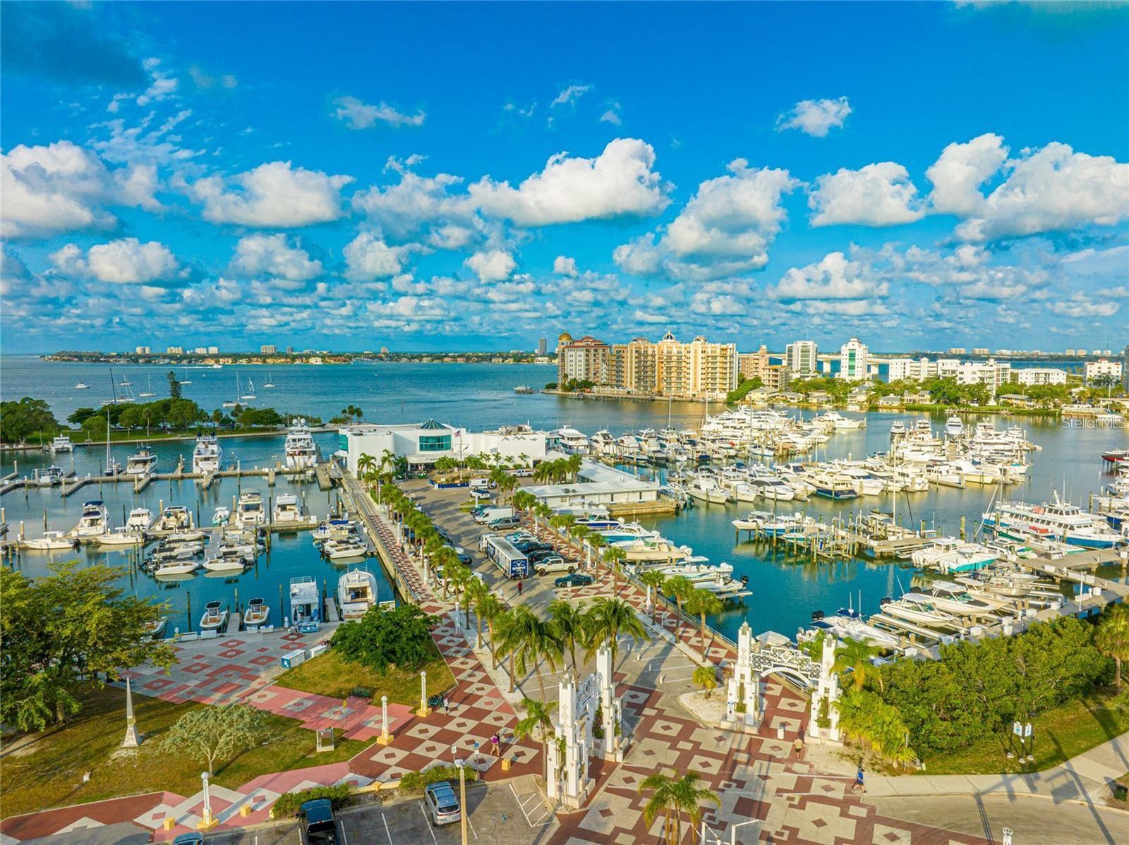 GULFSTREAM TOWERS - Residential