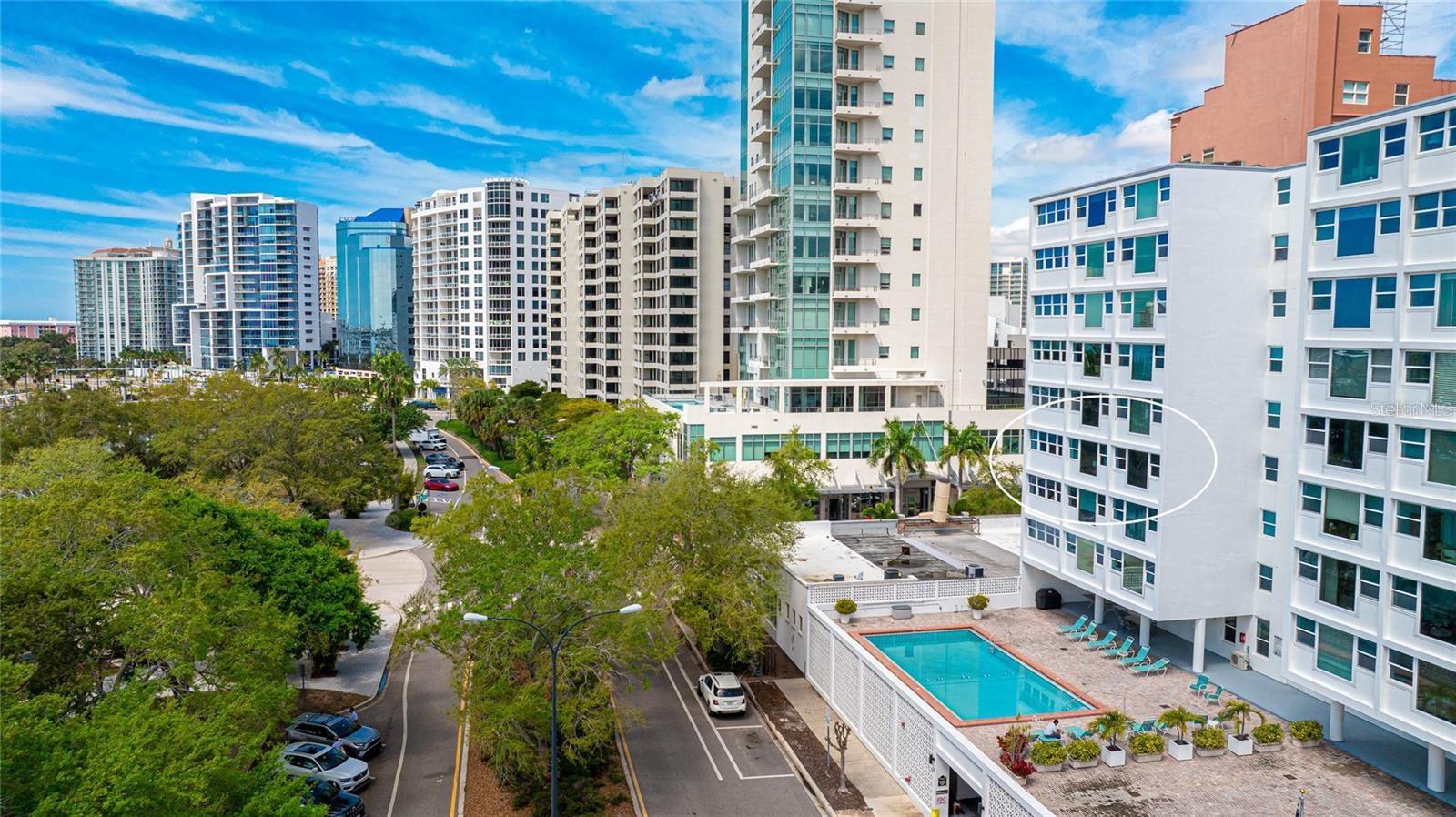 GULFSTREAM TOWERS - Residential