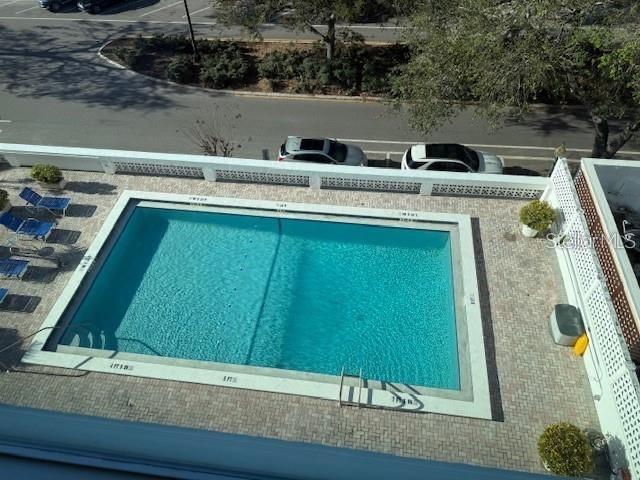 GULFSTREAM TOWERS - Residential
