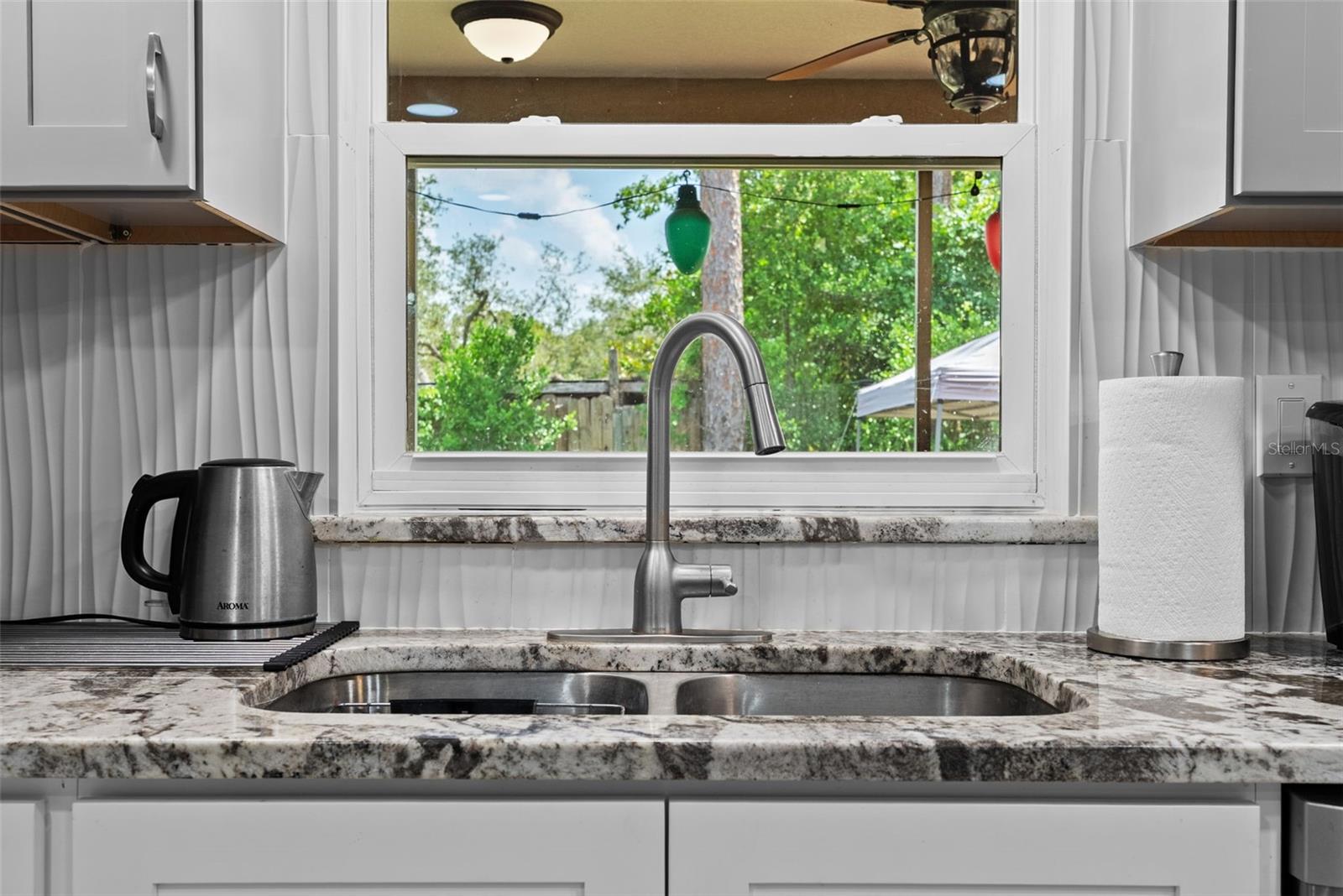 WEEKI WACHEE WOODLANDS - Residential