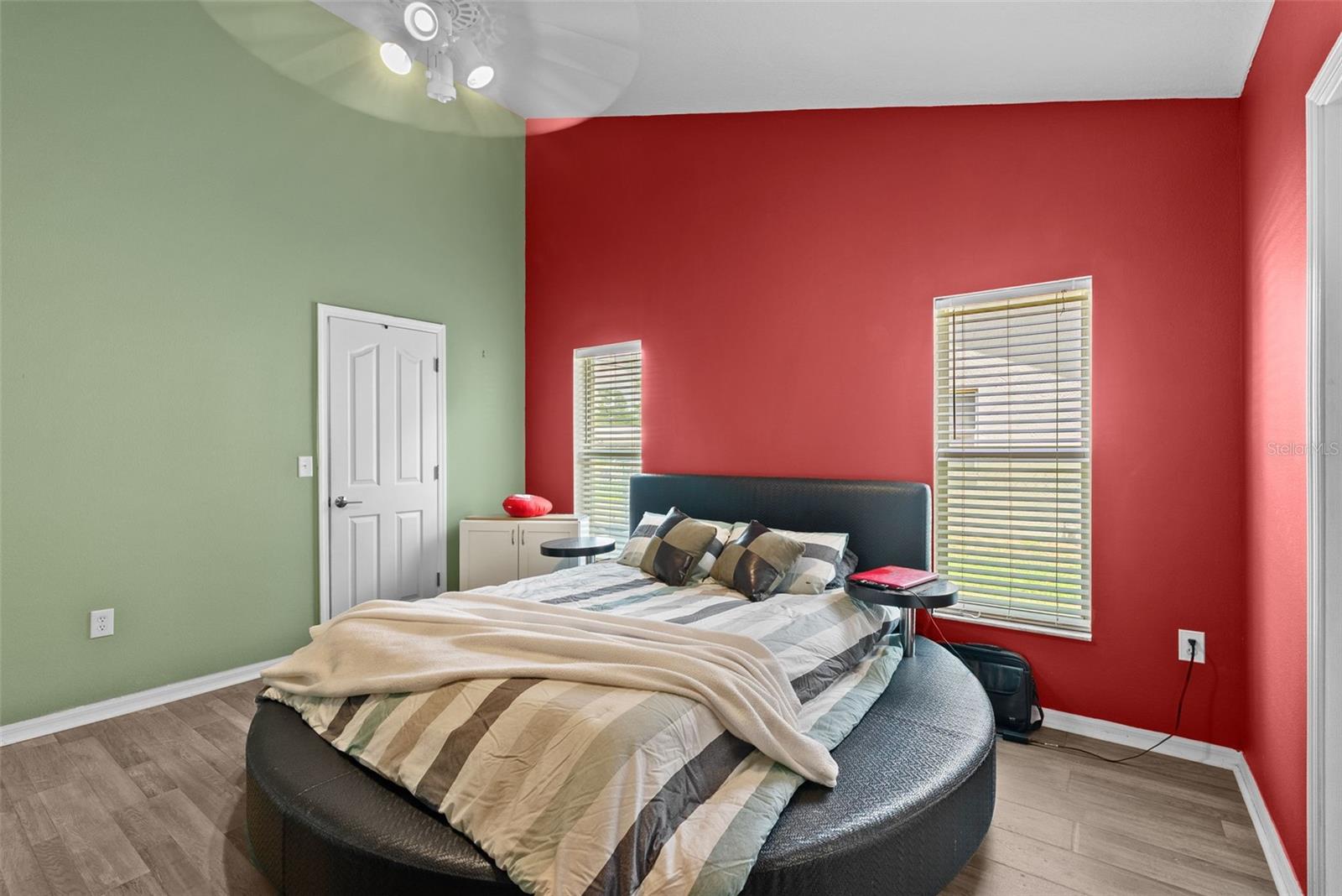 WEEKI WACHEE WOODLANDS - Residential