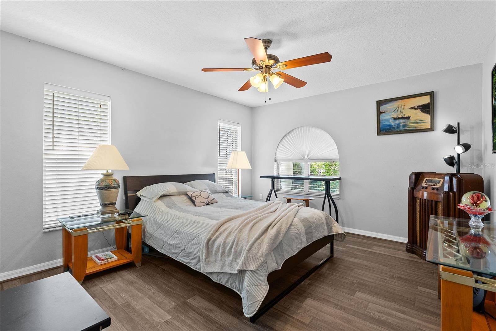 WEEKI WACHEE WOODLANDS - Residential