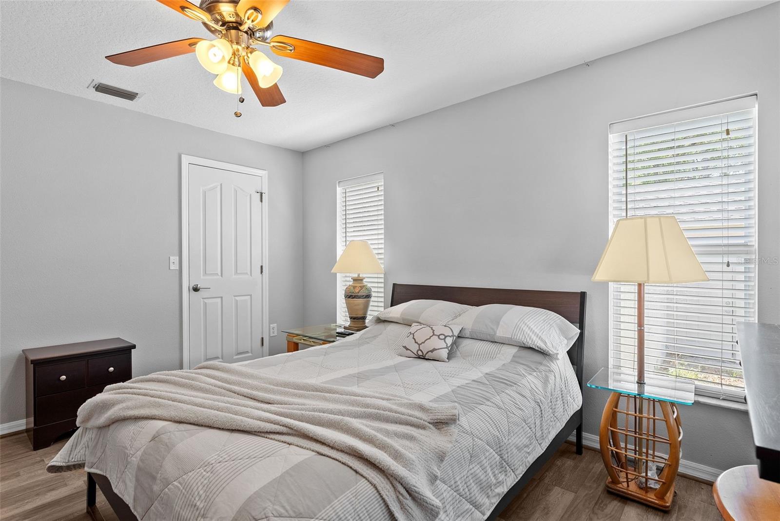 WEEKI WACHEE WOODLANDS - Residential