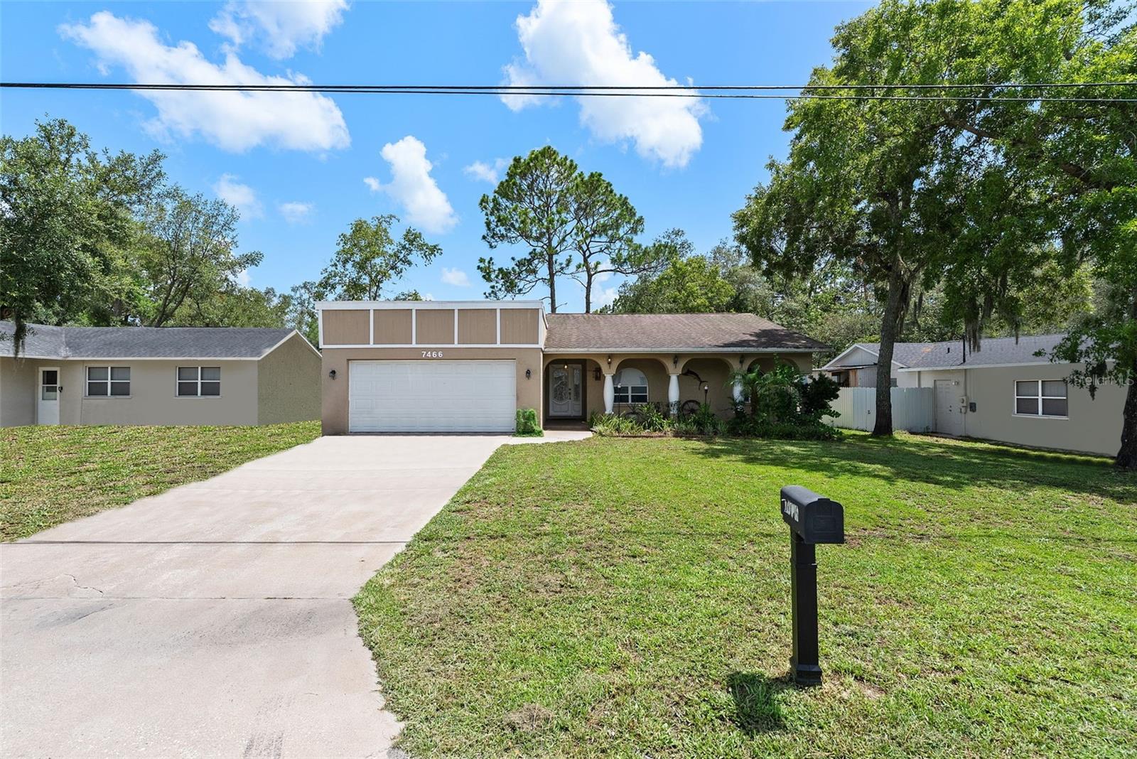 WEEKI WACHEE WOODLANDS - Residential
