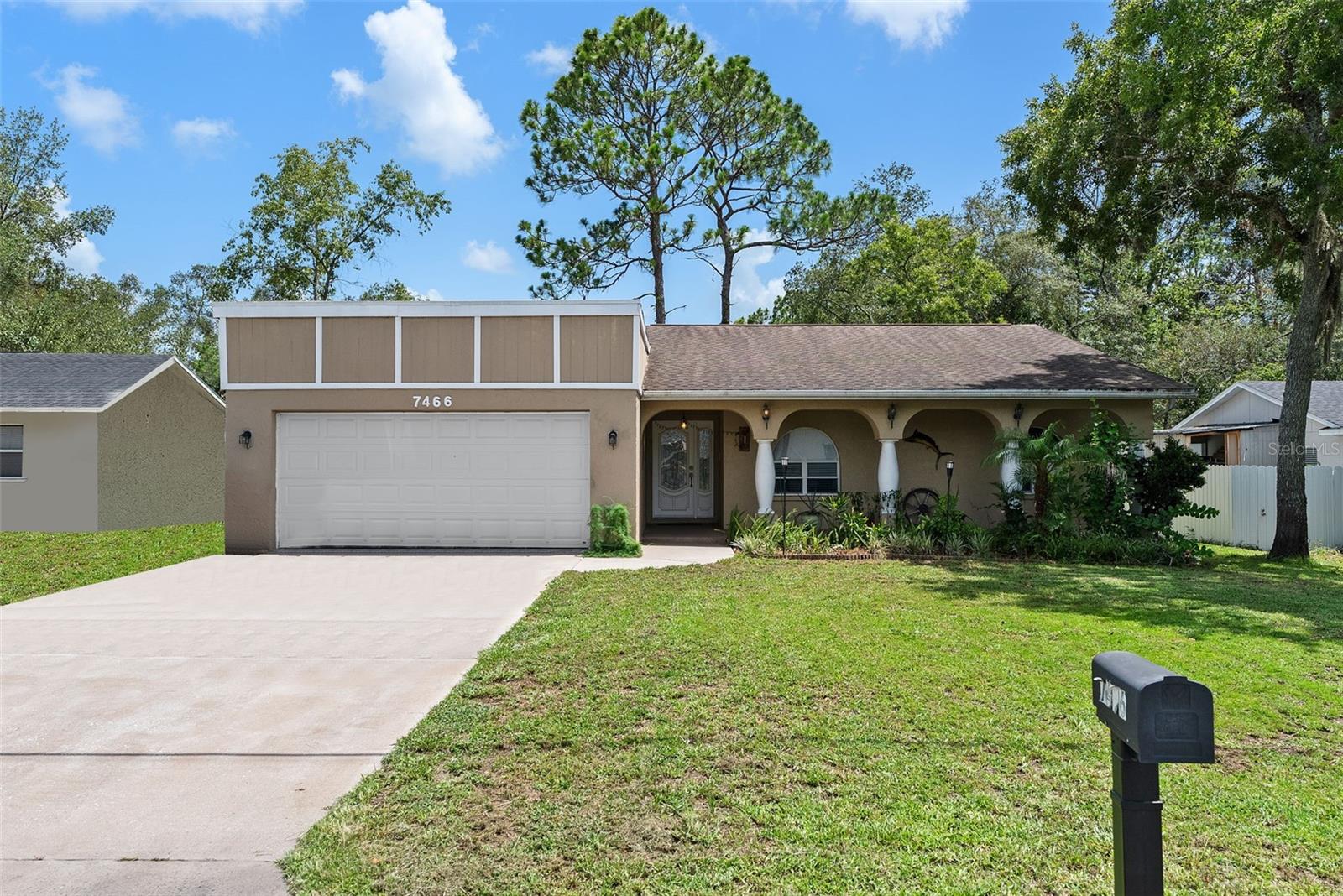 WEEKI WACHEE WOODLANDS - Residential