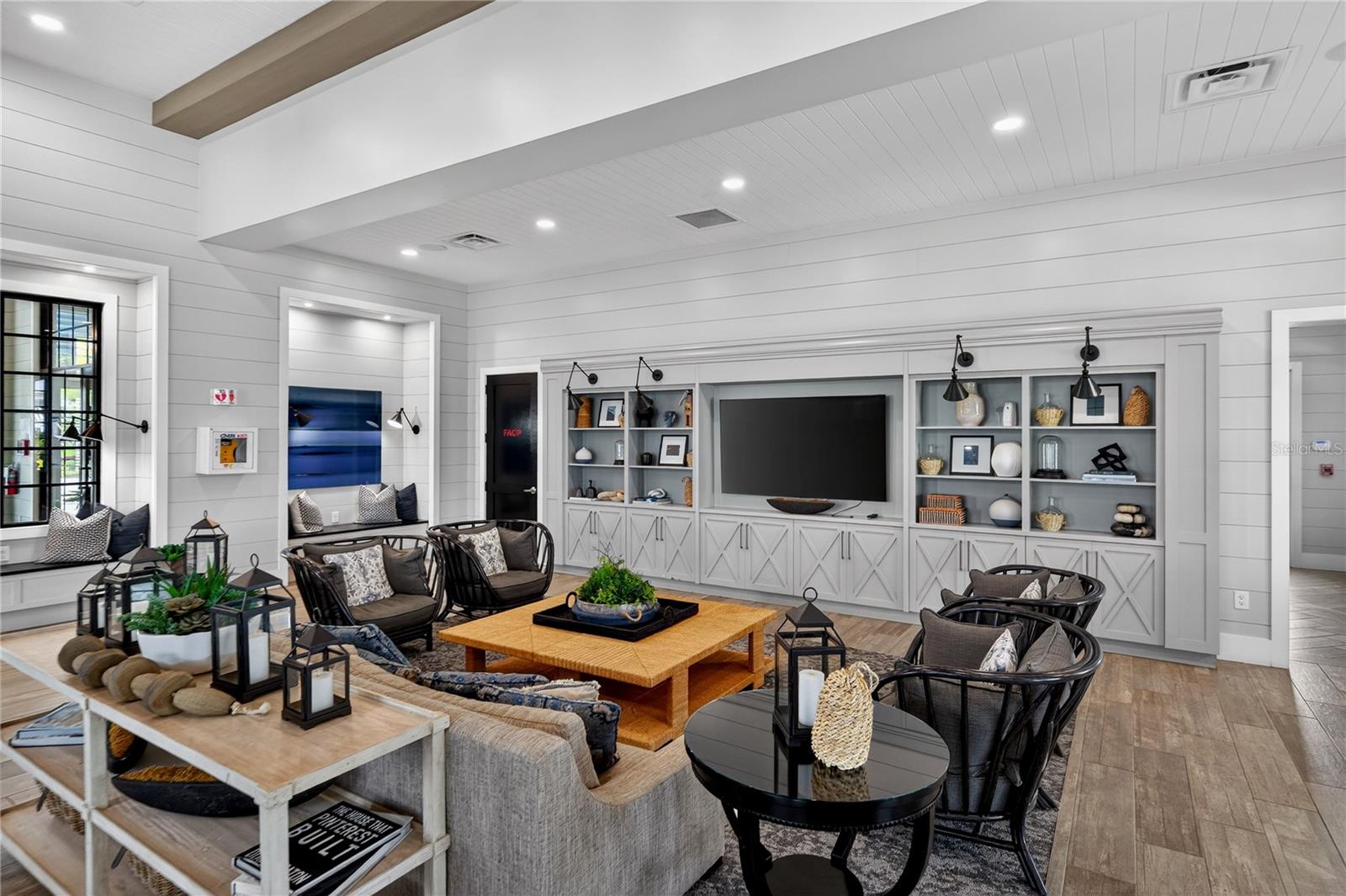 ISLES AT LAKEWOOD RANCH PH II - Residential