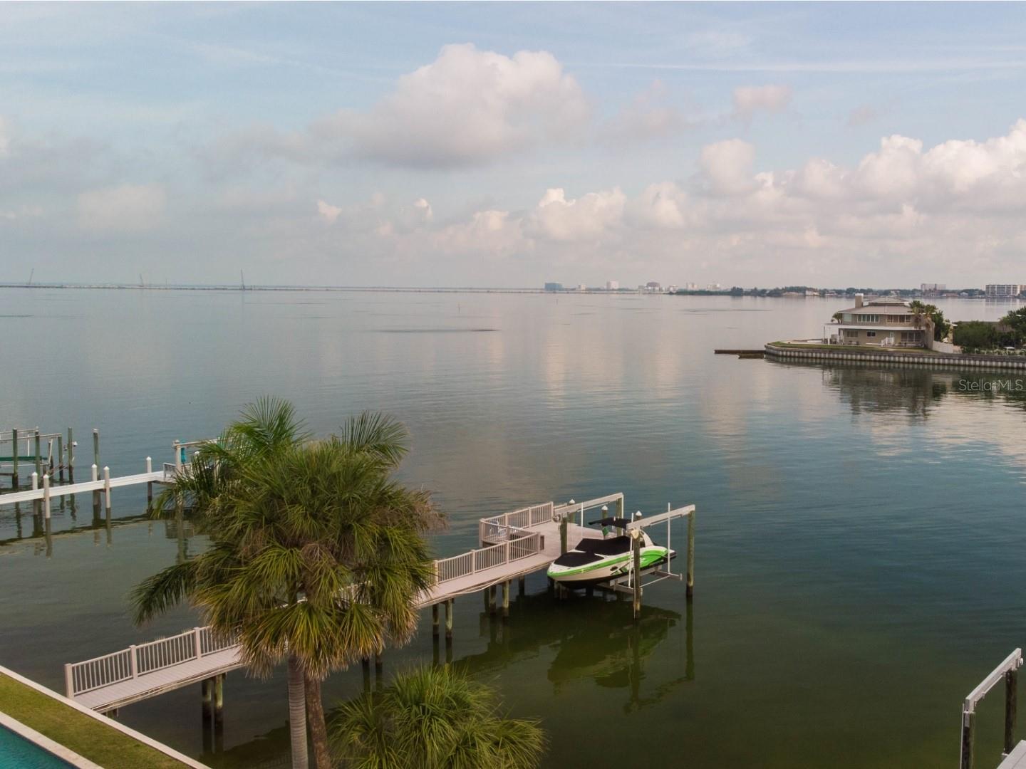 SUNSET PARK ISLES UNIT 5 - Residential