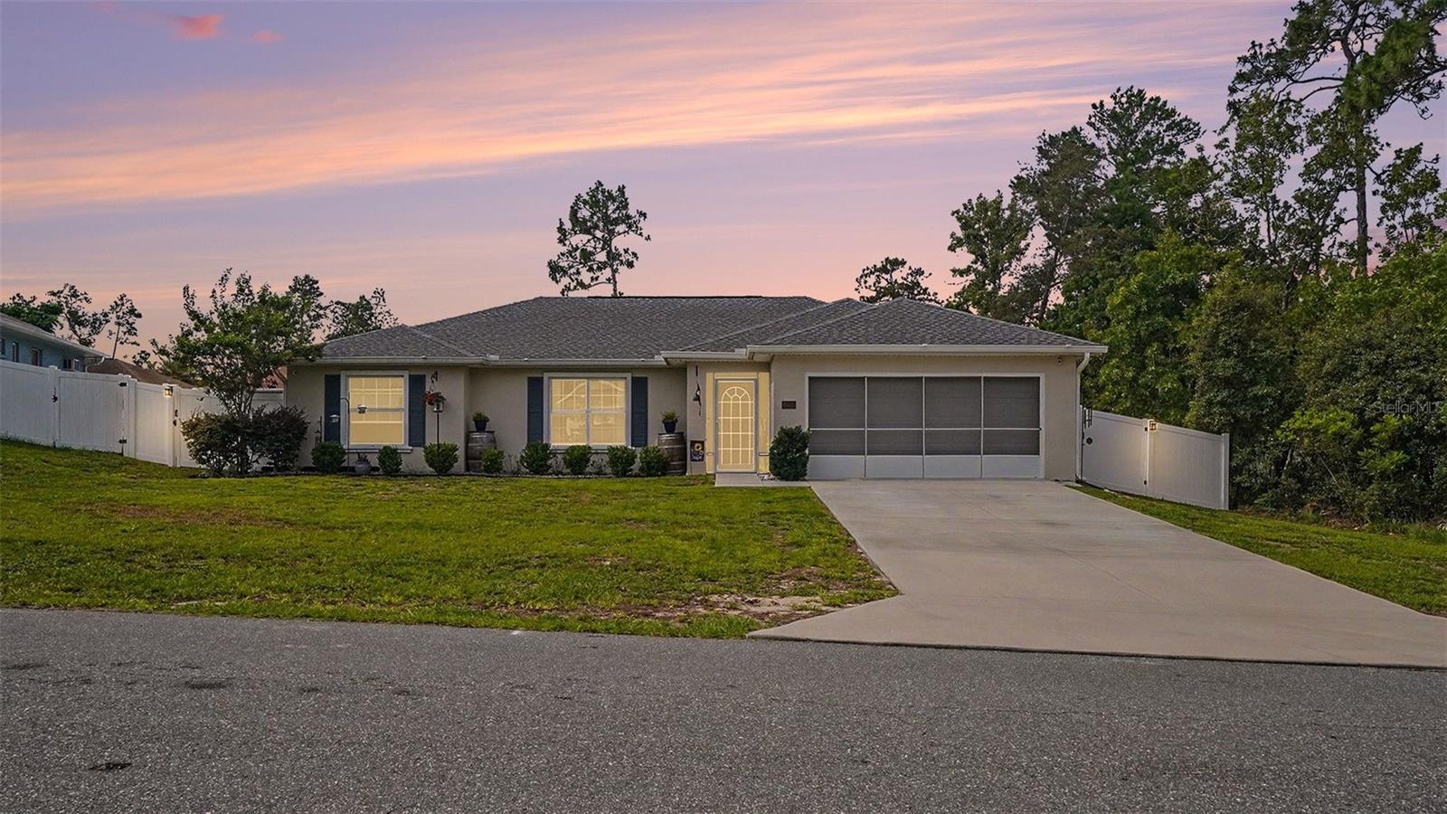 MARION OAKS 10 - Residential