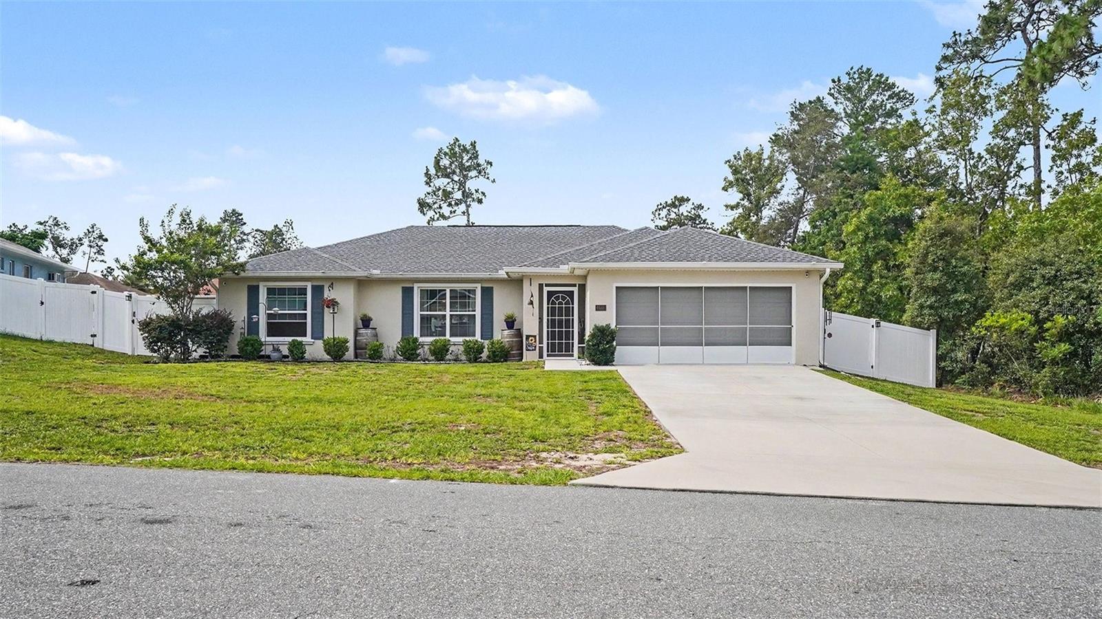MARION OAKS 10 - Residential