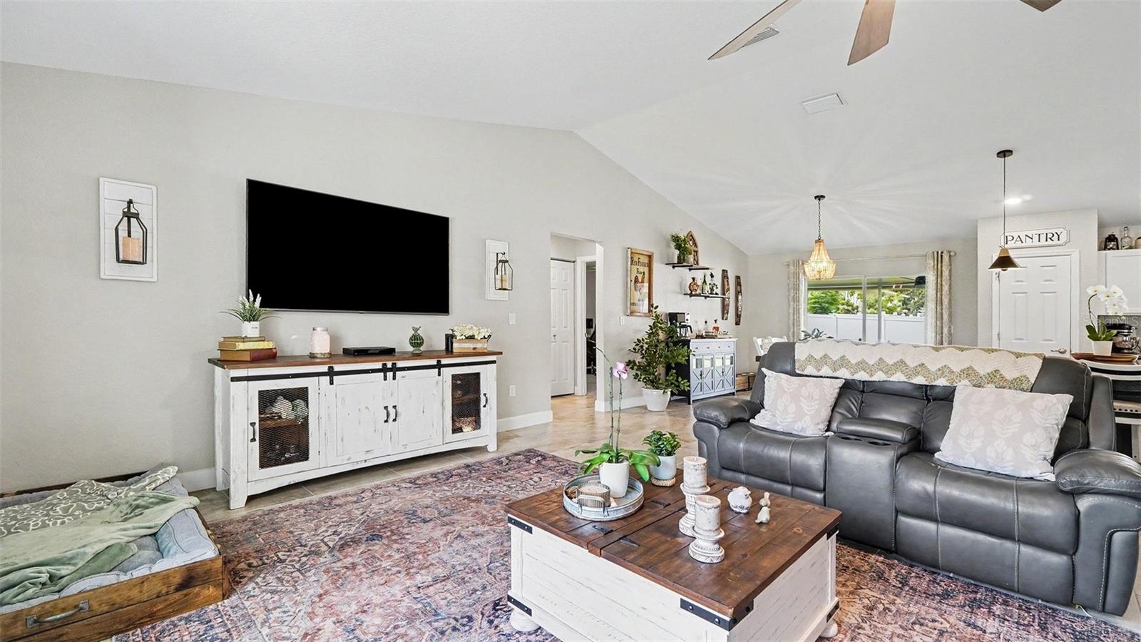 MARION OAKS 10 - Residential