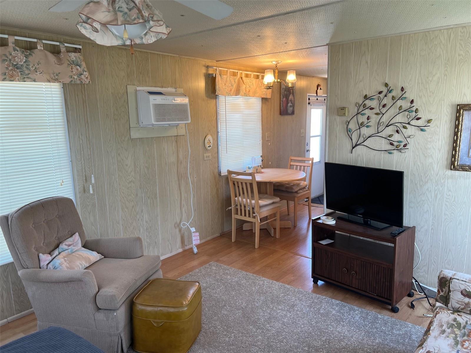 MIDWAY TRAILER COURT UNREC - Residential