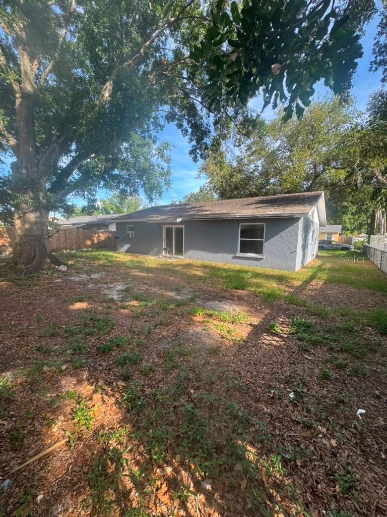 MANATEE PALMS UNIT FOUR - Residential