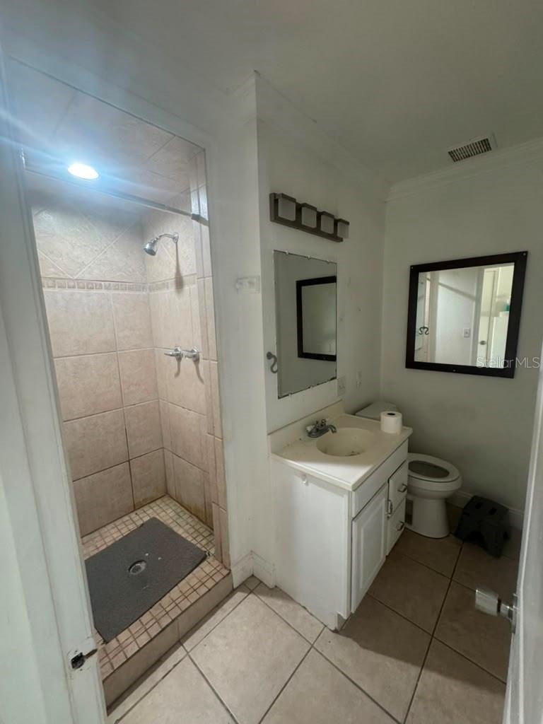 MANATEE PALMS UNIT FOUR - Residential