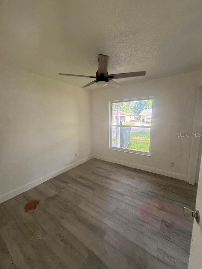 MANATEE PALMS UNIT FOUR - Residential