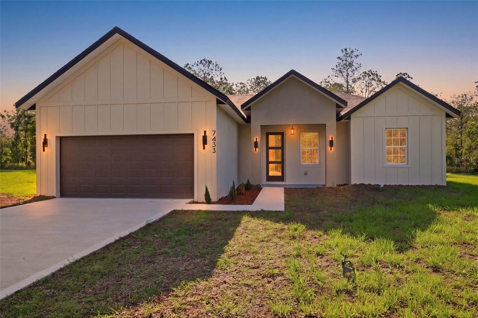 ROLLING HILLS 02 - Residential