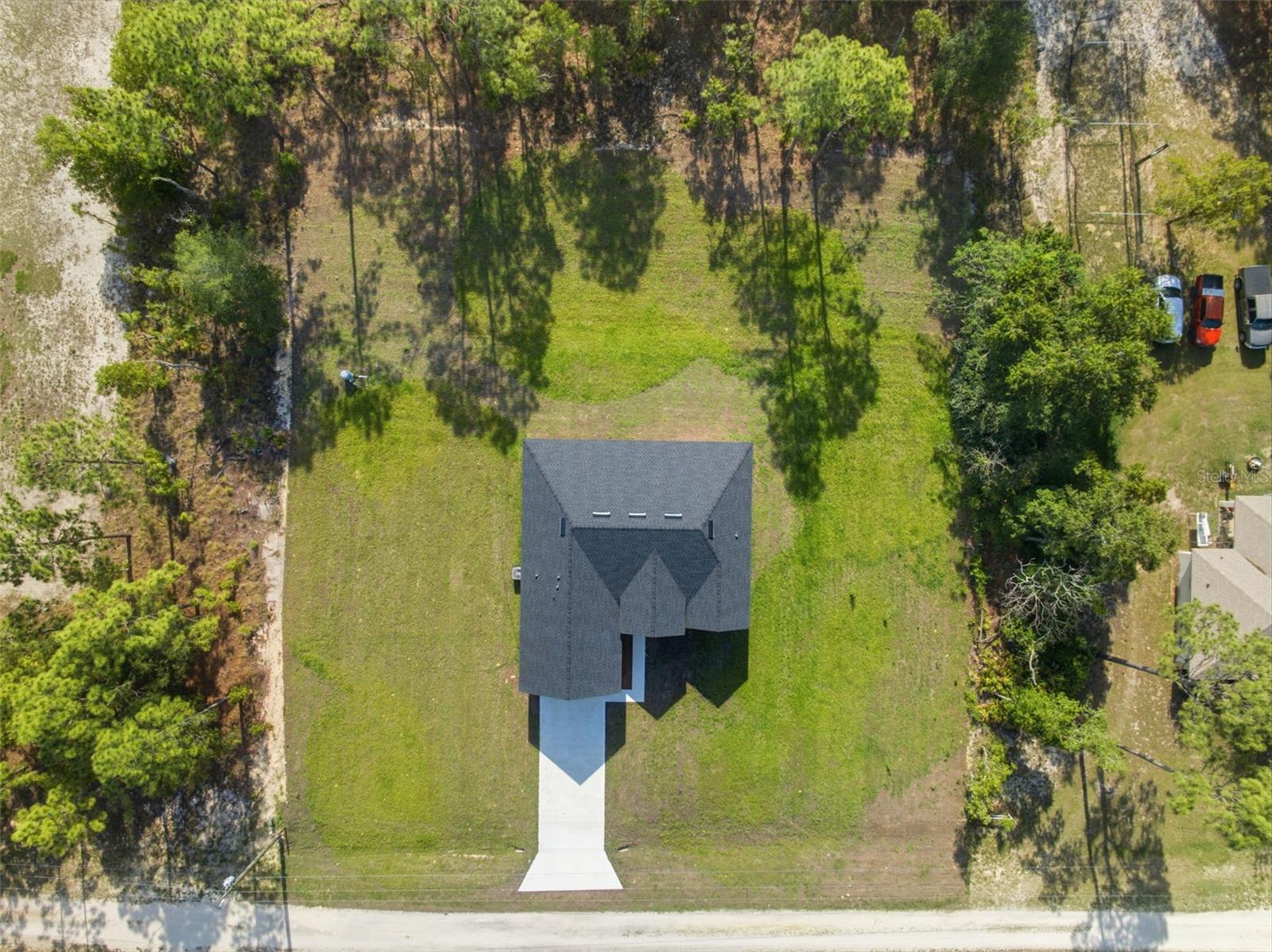 ROLLING HILLS 02 - Residential