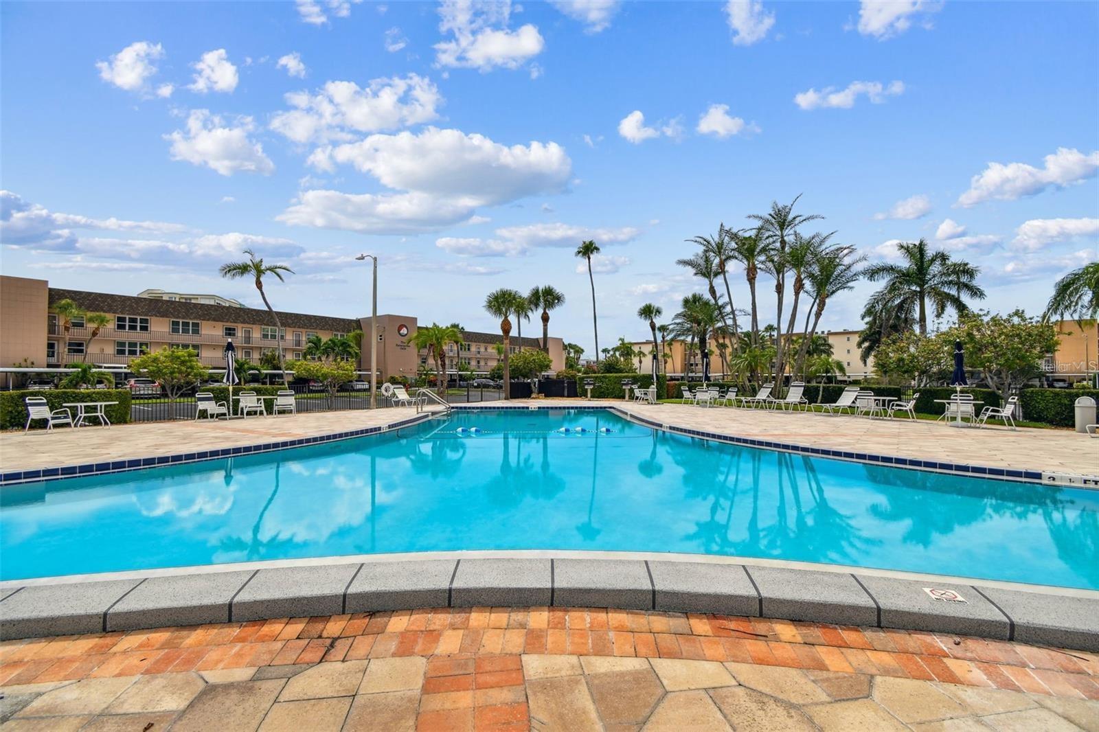 BAY ISLAND GROUP 14 - Residential Lease