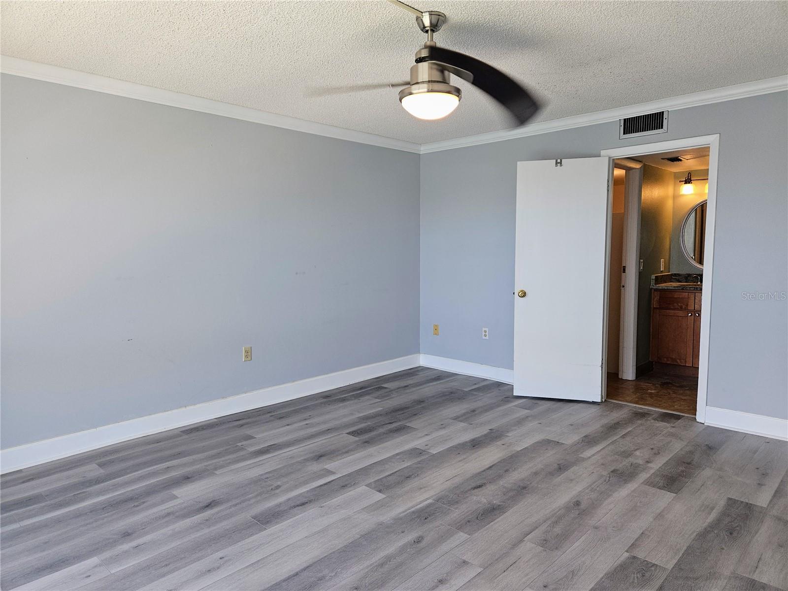 BAY ISLAND GROUP 14 - Residential Lease