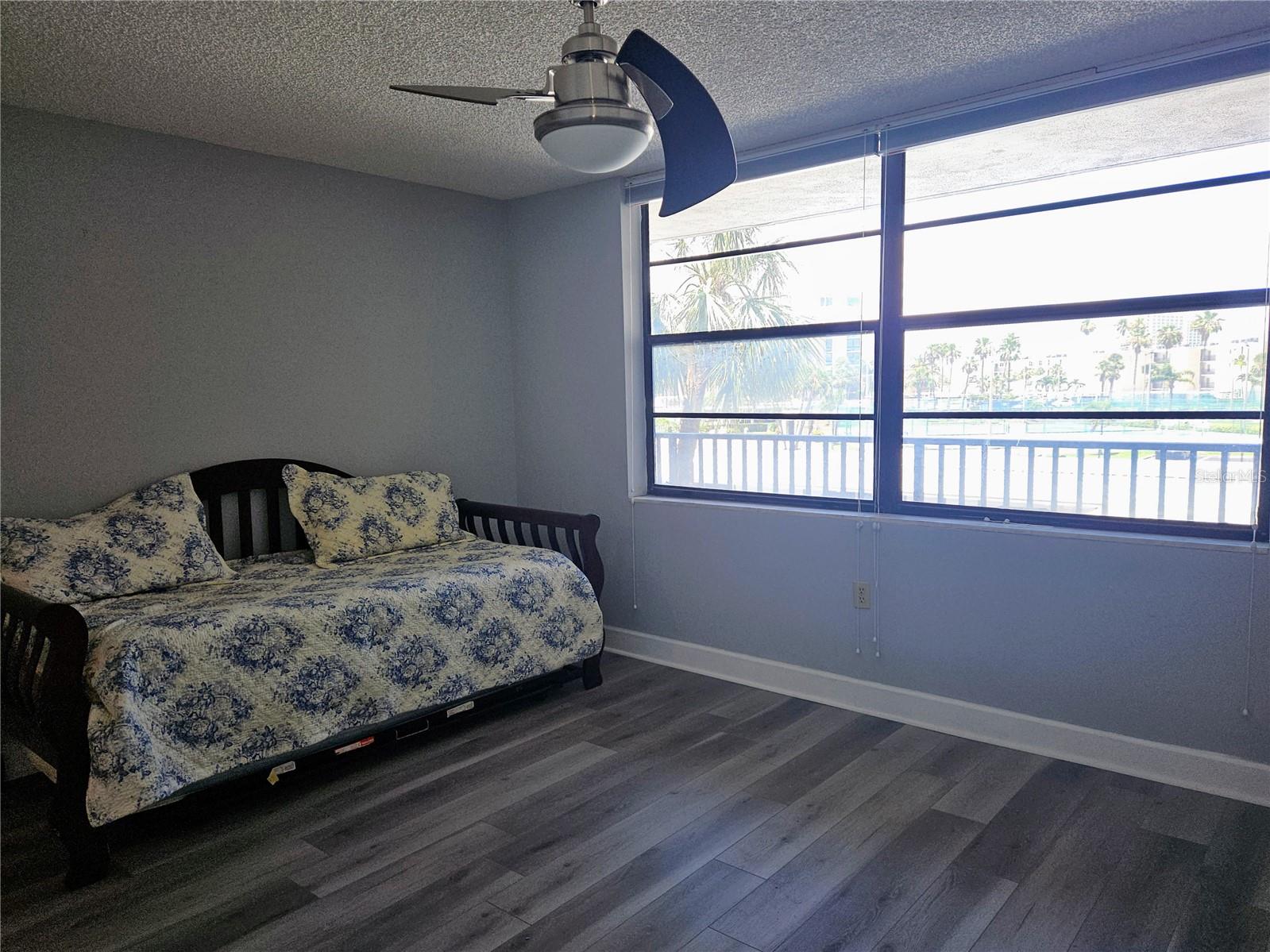 BAY ISLAND GROUP 14 - Residential Lease