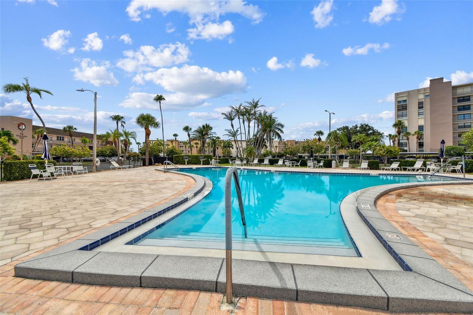 BAY ISLAND GROUP 14 - Residential Lease