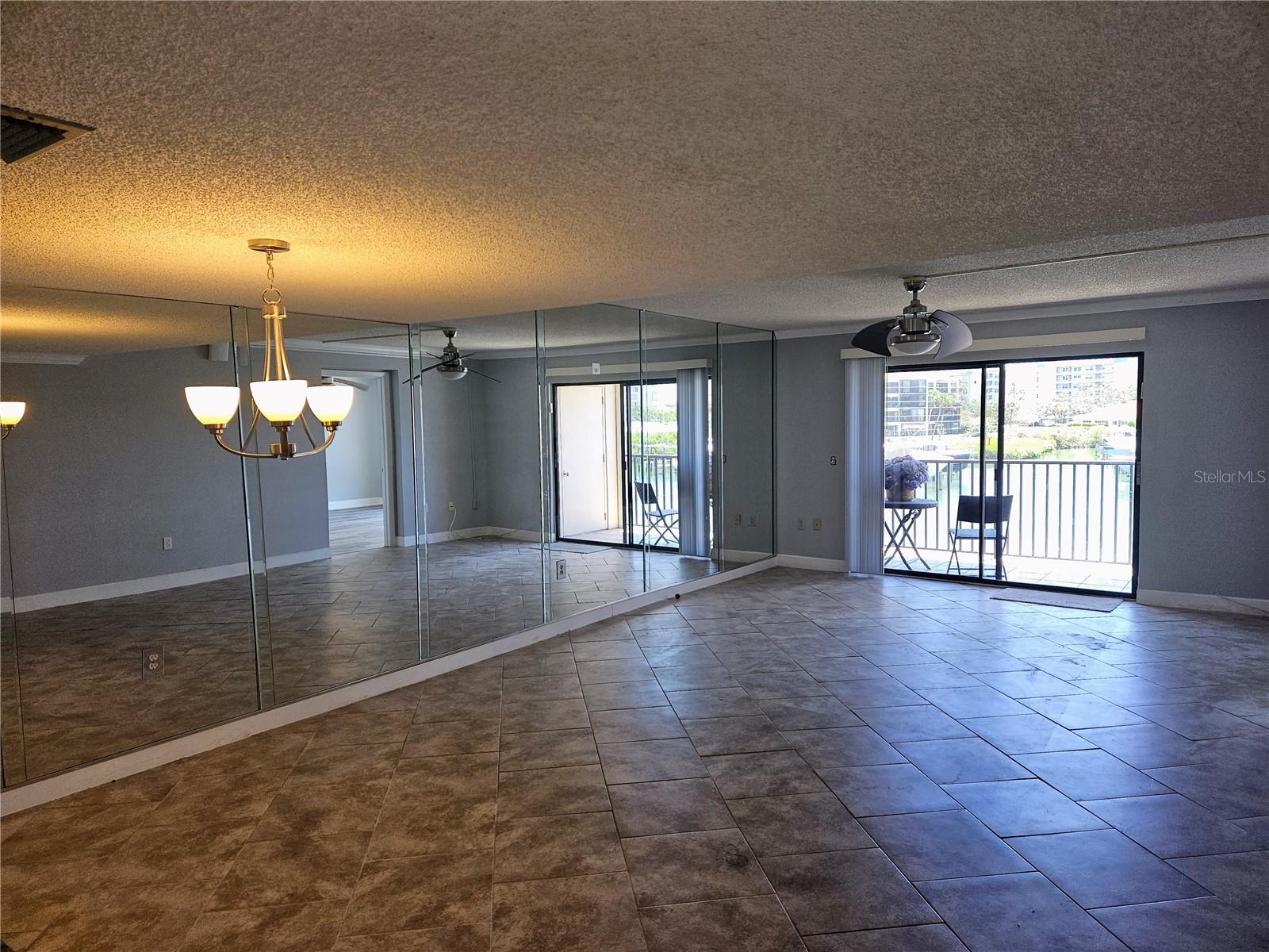 BAY ISLAND GROUP 14 - Residential Lease
