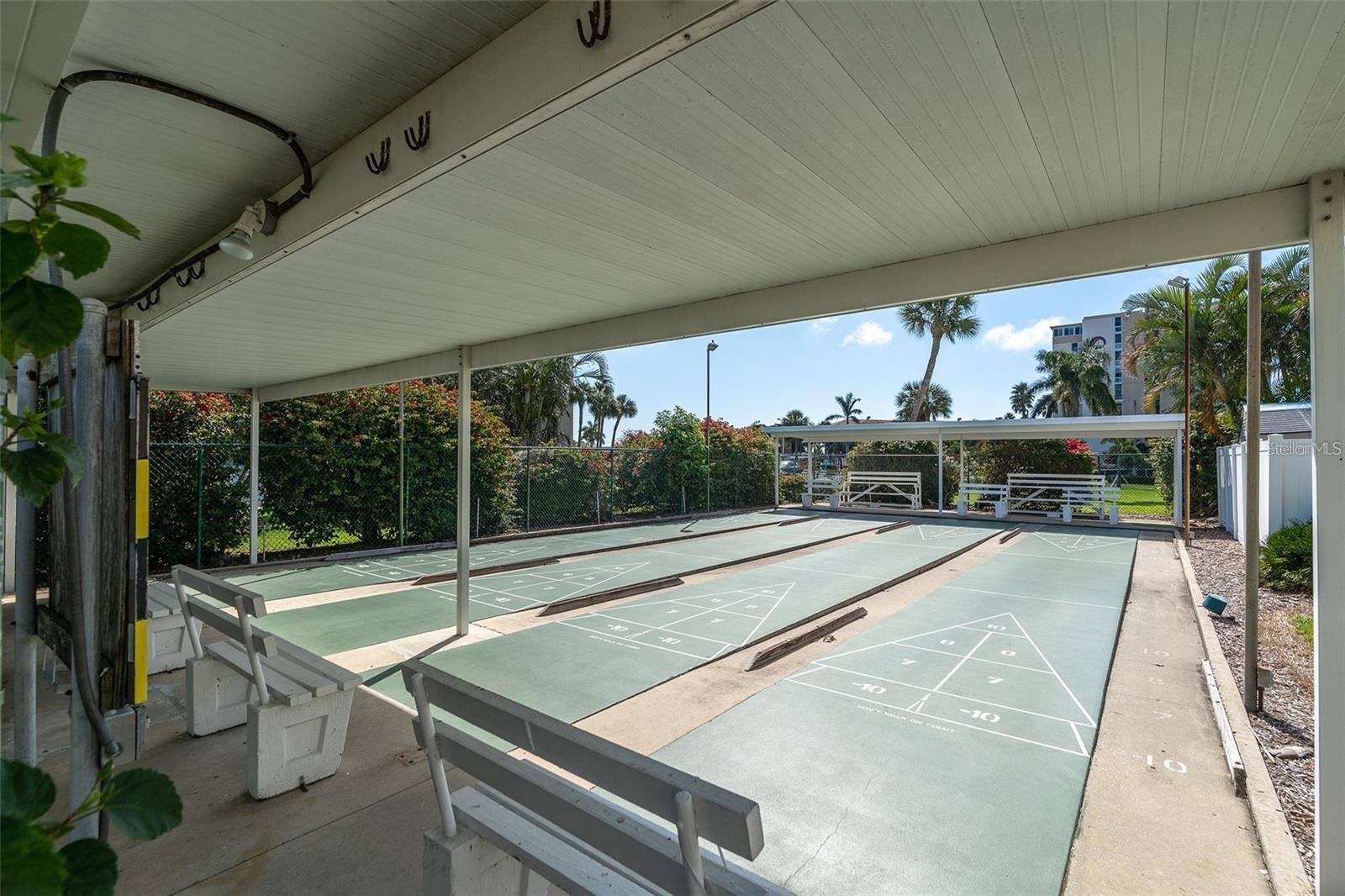 BAY ISLAND GROUP 14 - Residential Lease