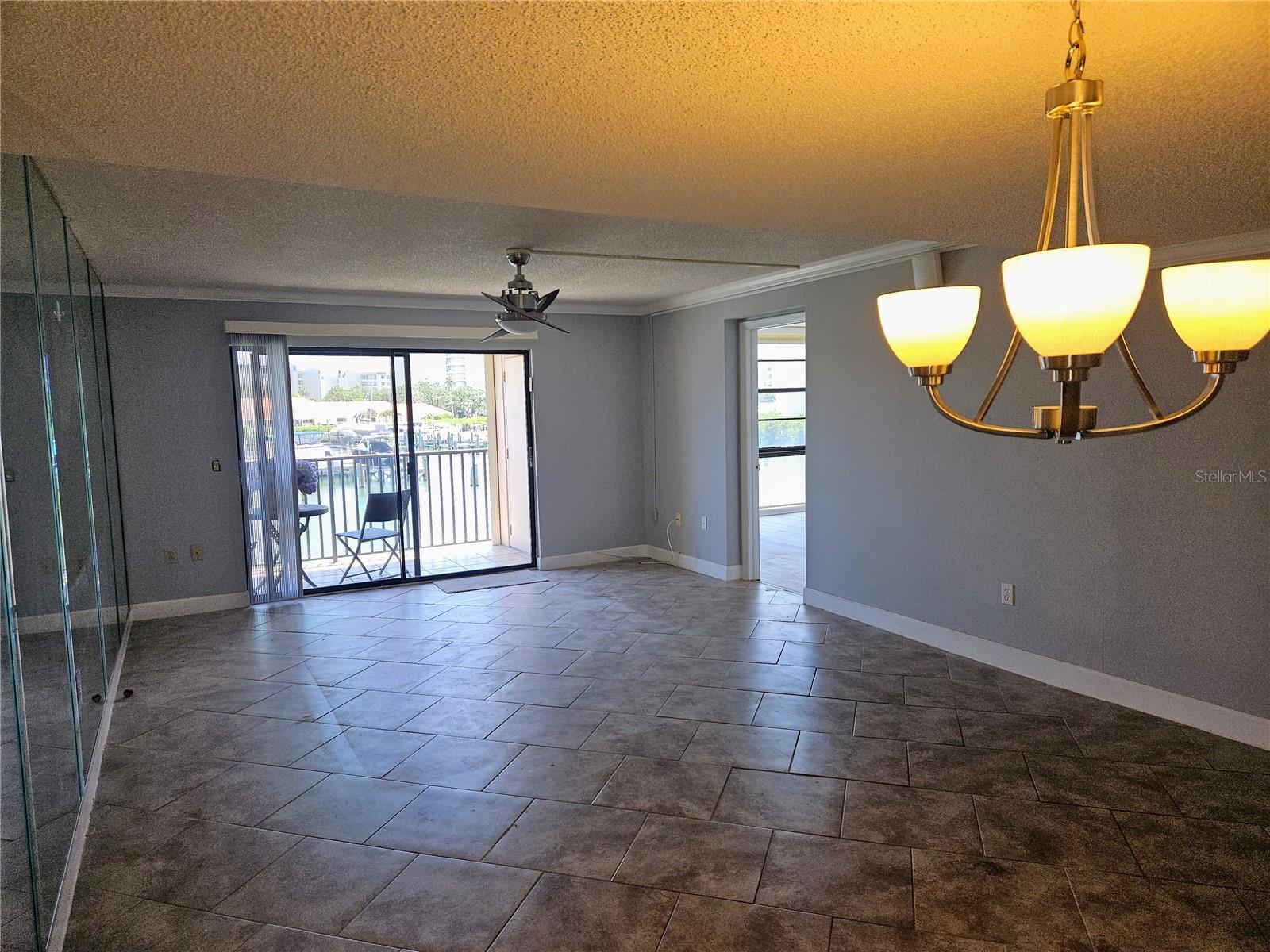 BAY ISLAND GROUP 14 - Residential Lease