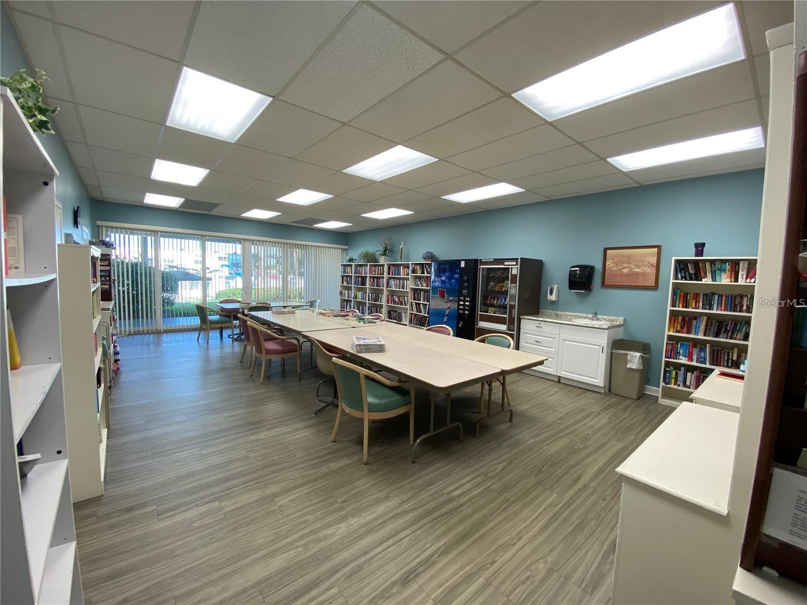 BAY ISLAND GROUP 14 - Residential Lease