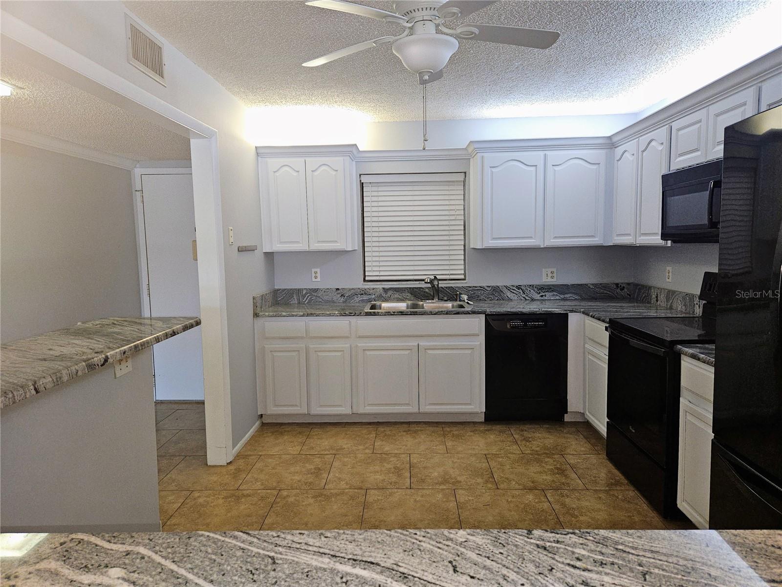 BAY ISLAND GROUP 14 - Residential Lease