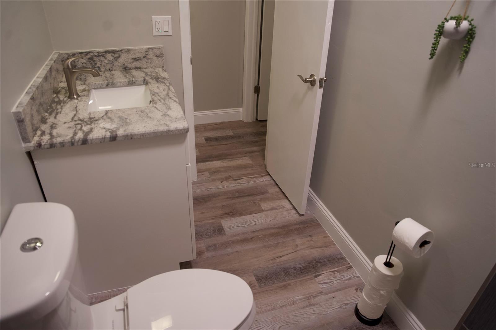 OAKWOOD COURT CONDO - Residential