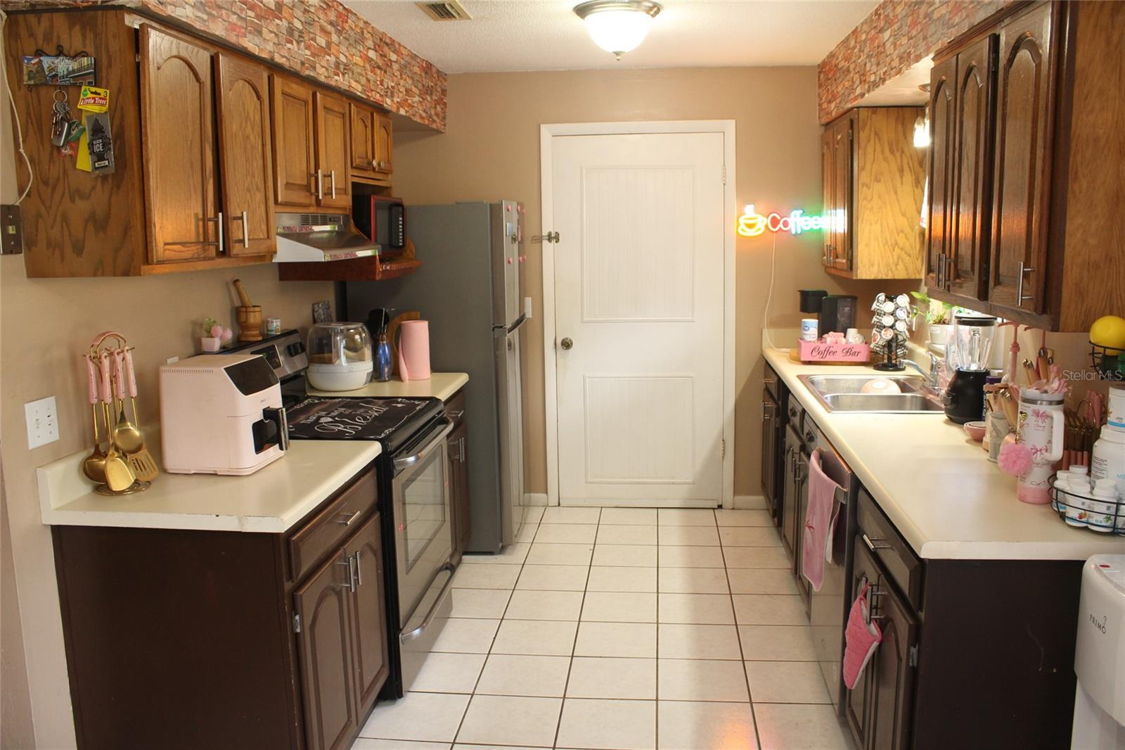 HI-CLIFF HEIGHTS - Residential