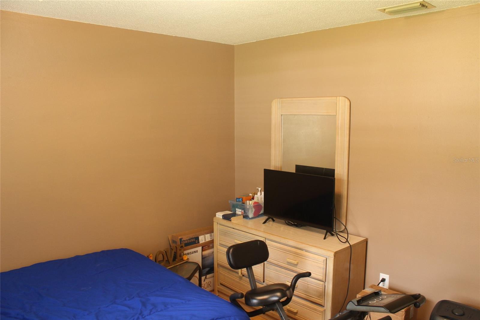 HI-CLIFF HEIGHTS - Residential