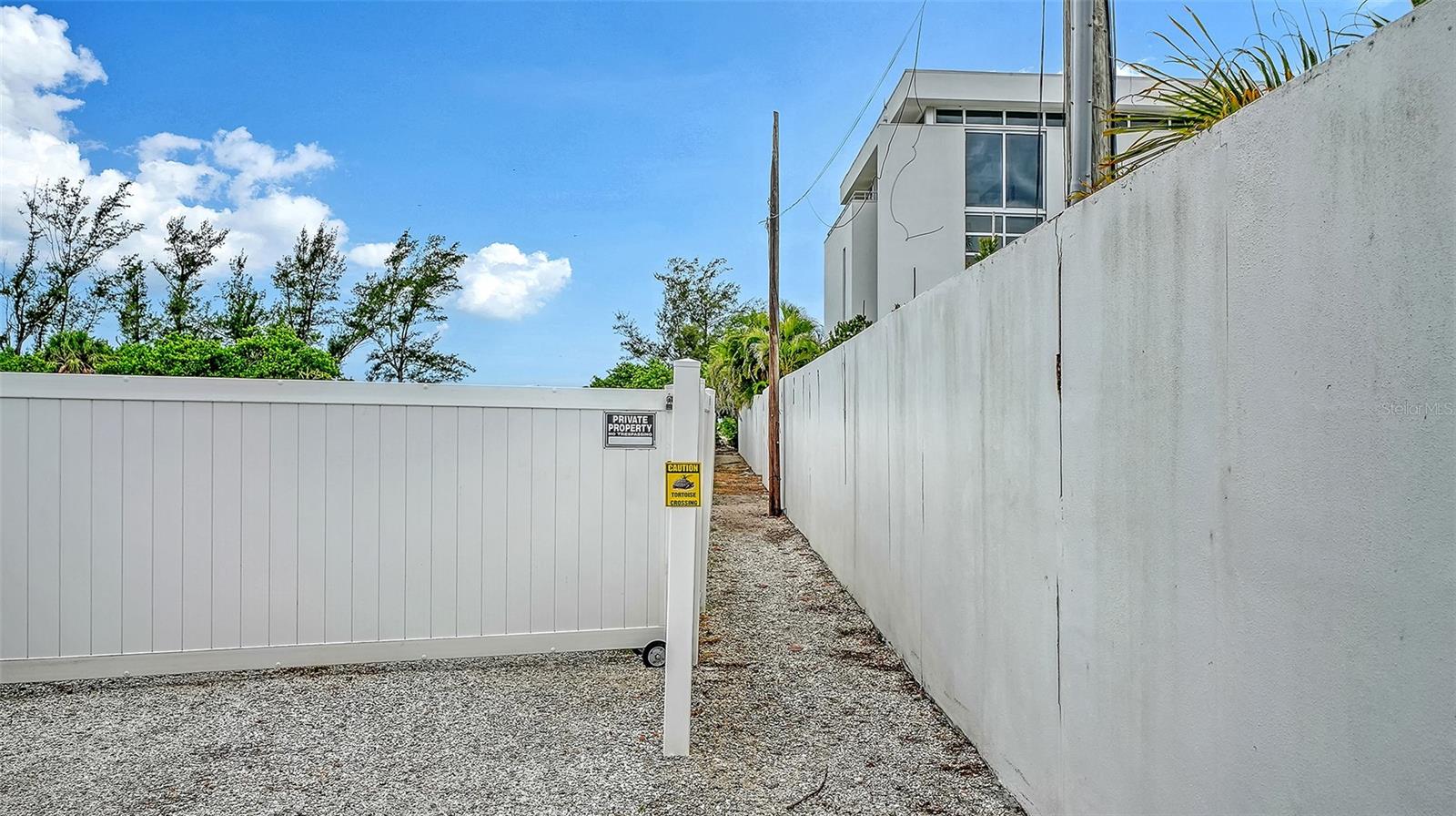 GEDNEY RICHARD H INC - Residential