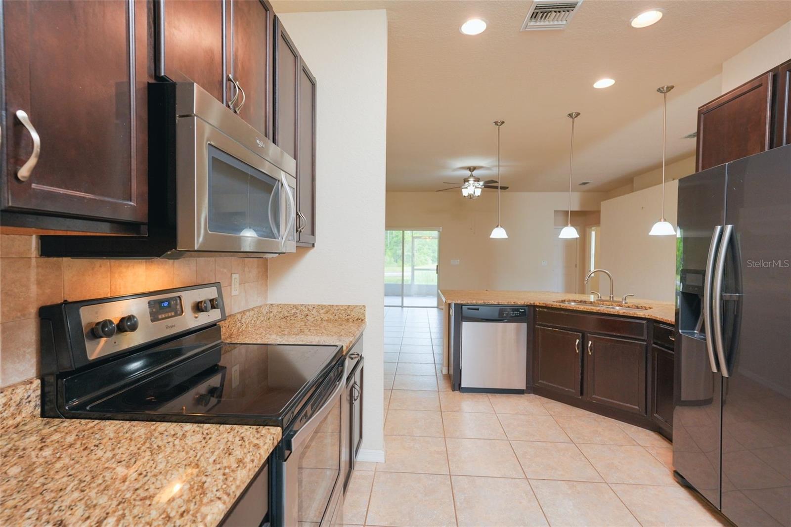 TEN OAKS - Residential