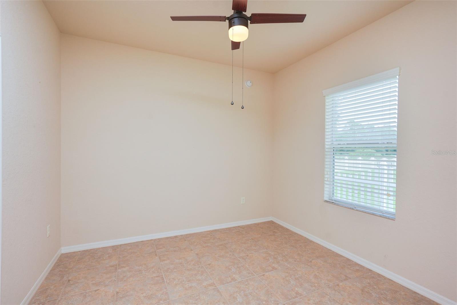 TEN OAKS - Residential