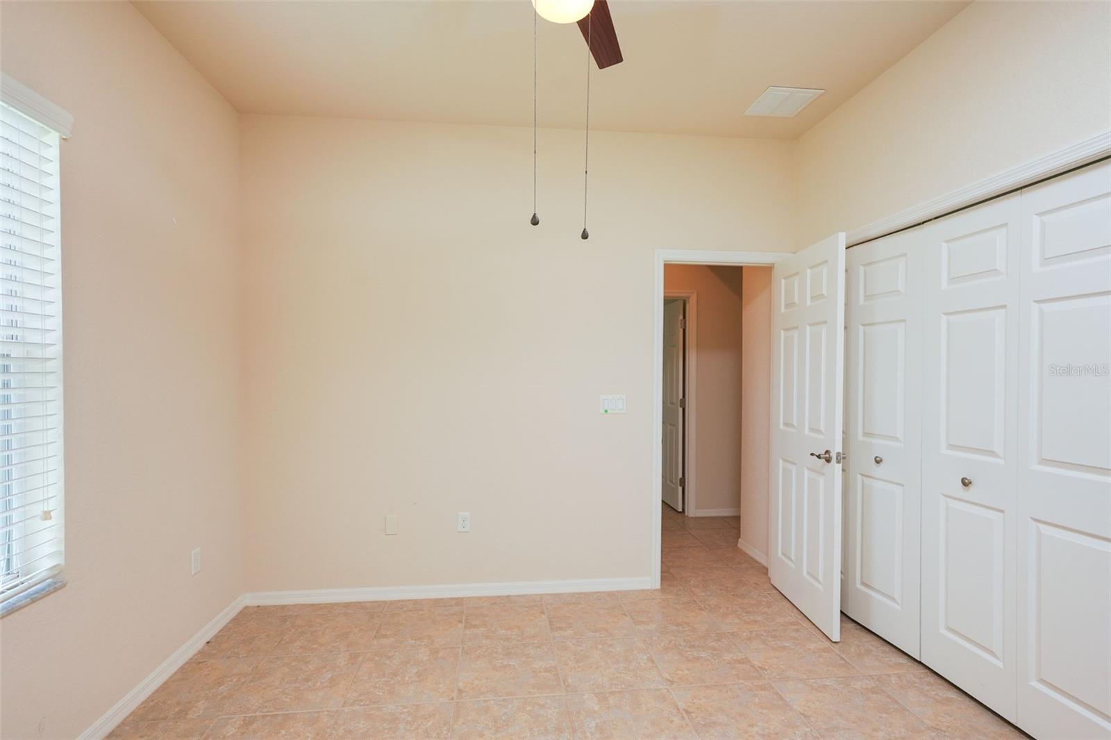 TEN OAKS - Residential