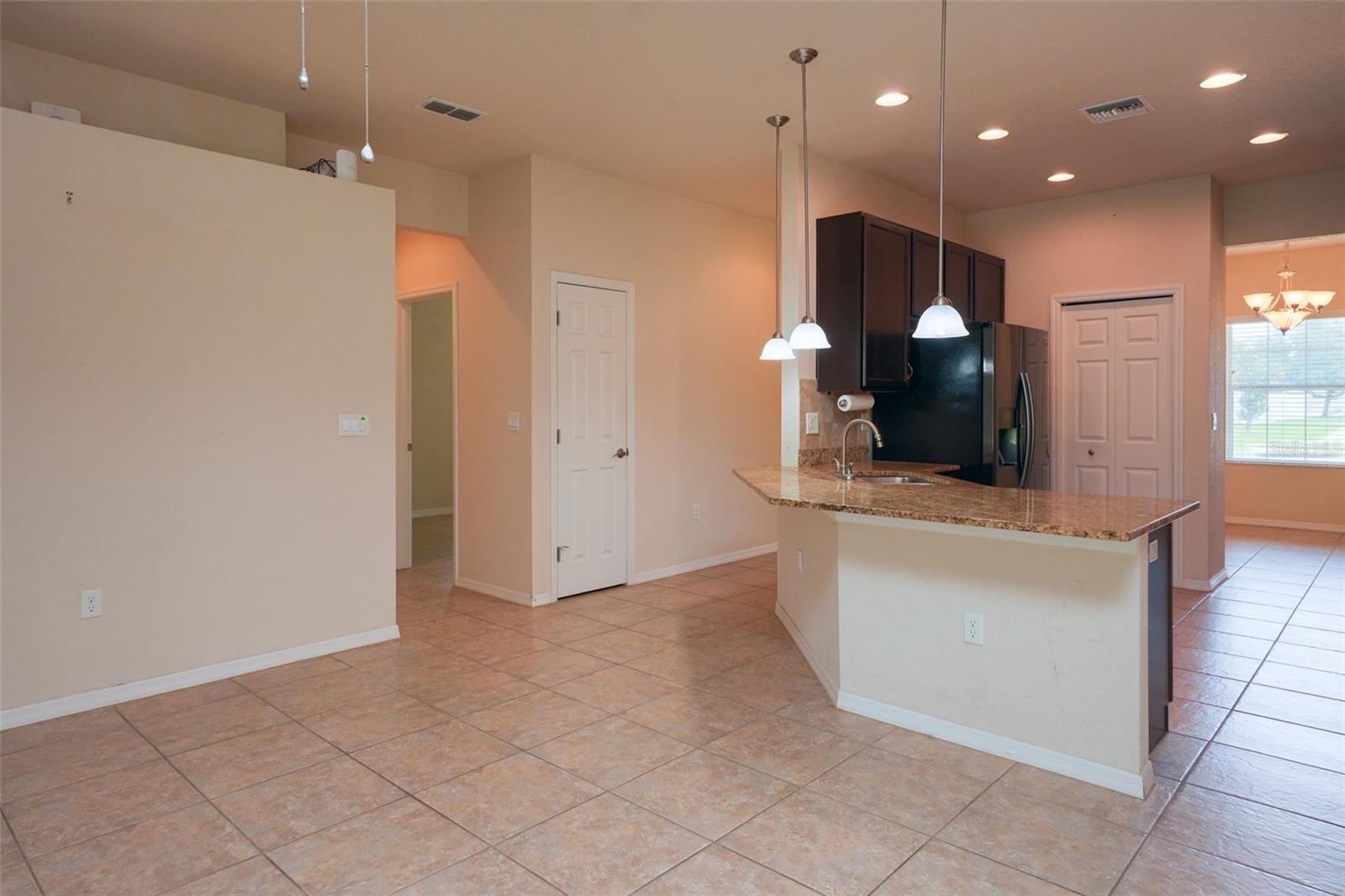 TEN OAKS - Residential