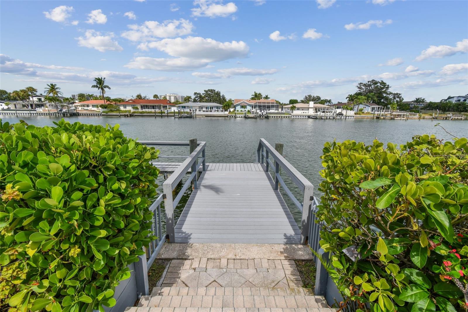 HOWARD ESTATES - Residential