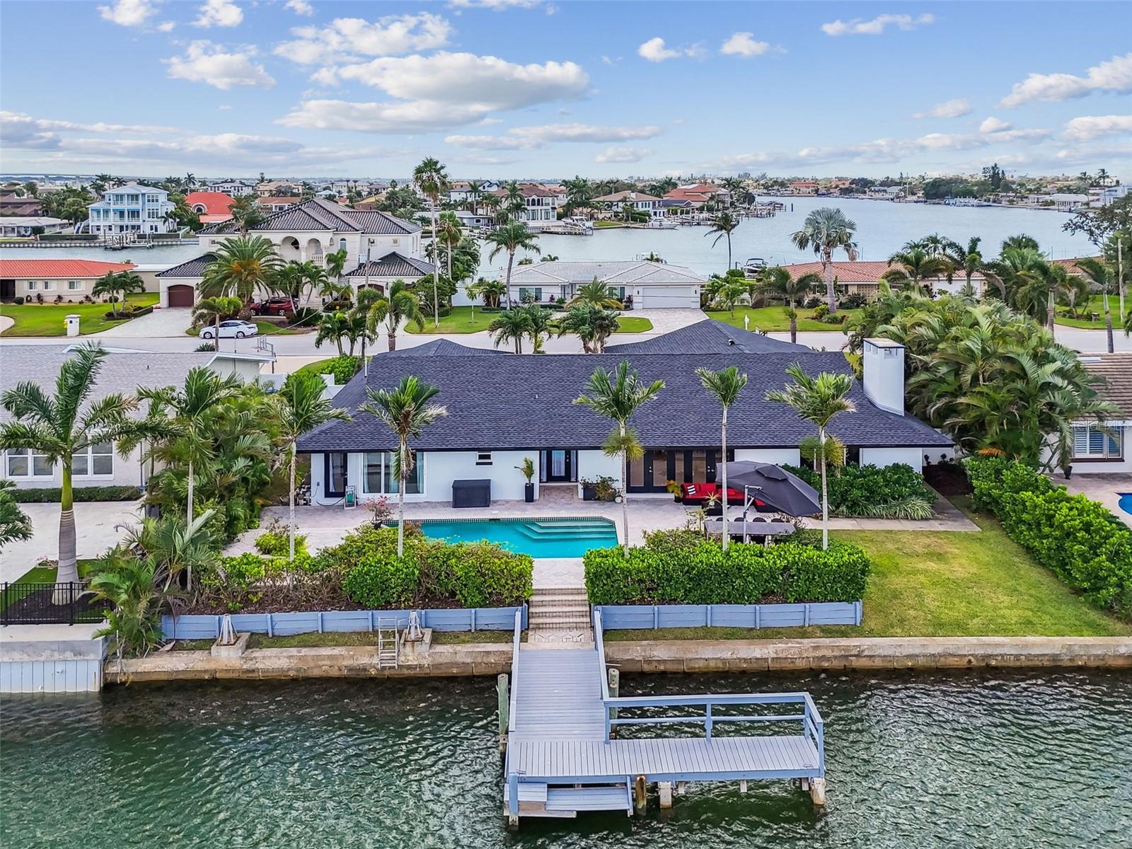 HOWARD ESTATES - Residential