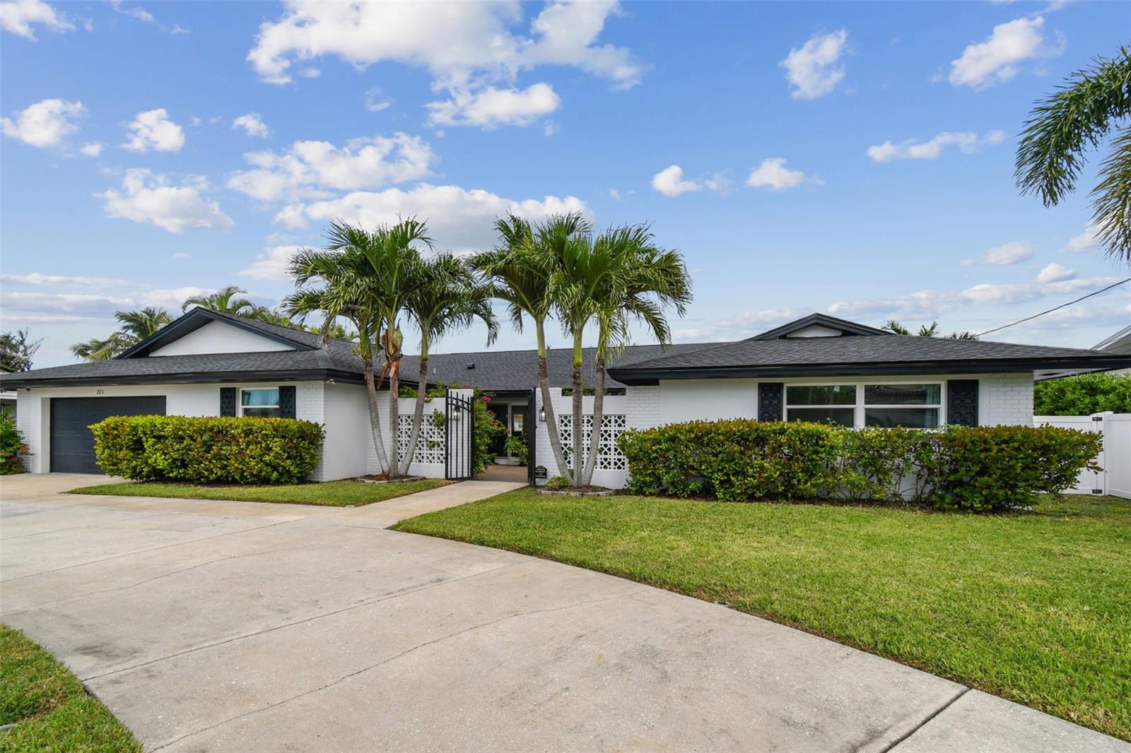HOWARD ESTATES - Residential