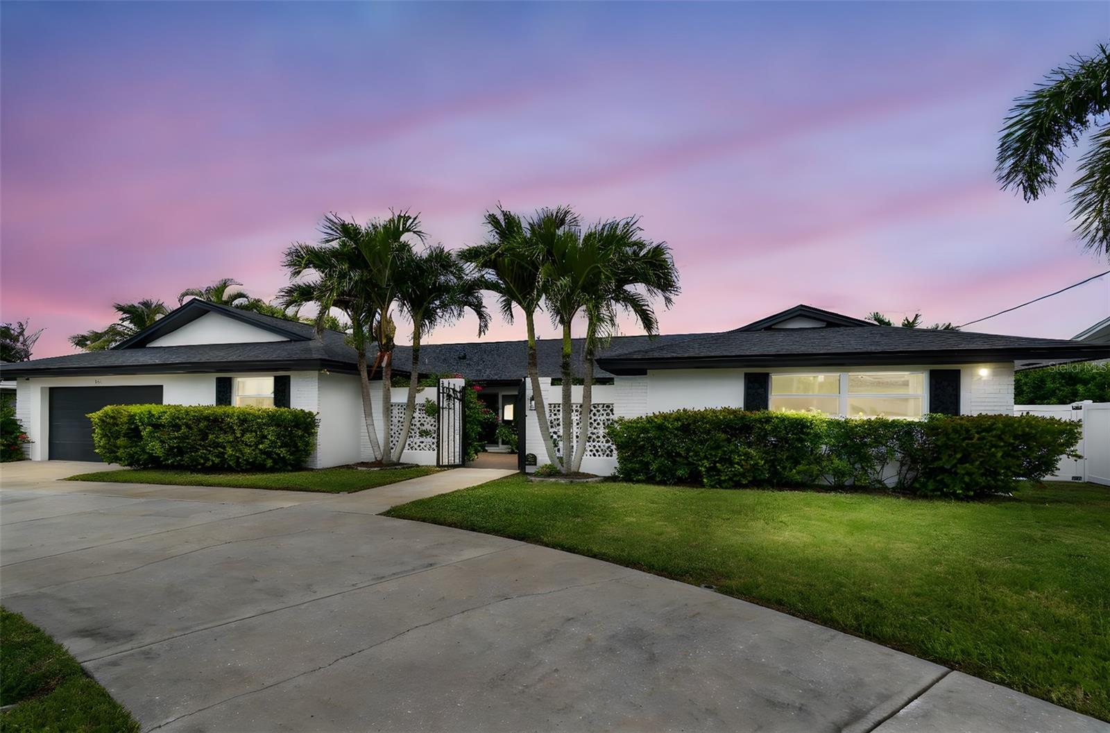 HOWARD ESTATES - Residential