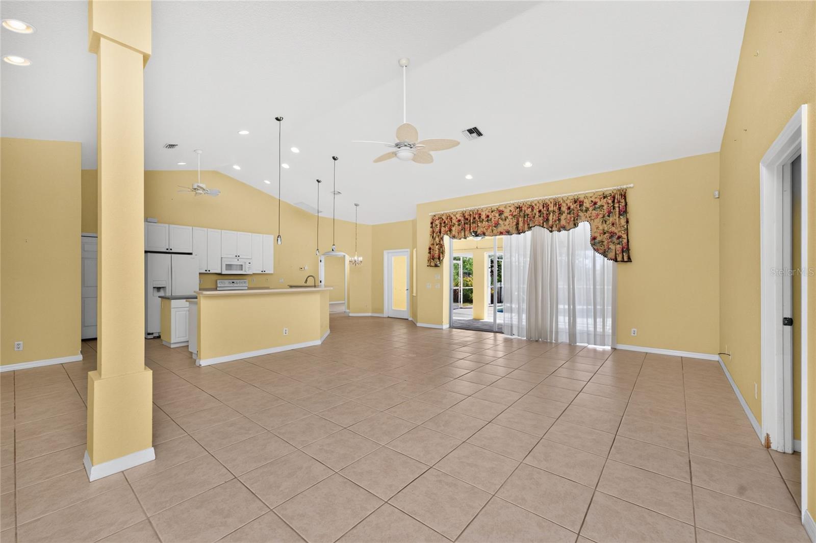 ROTONDA WEST PINEHURST - Residential