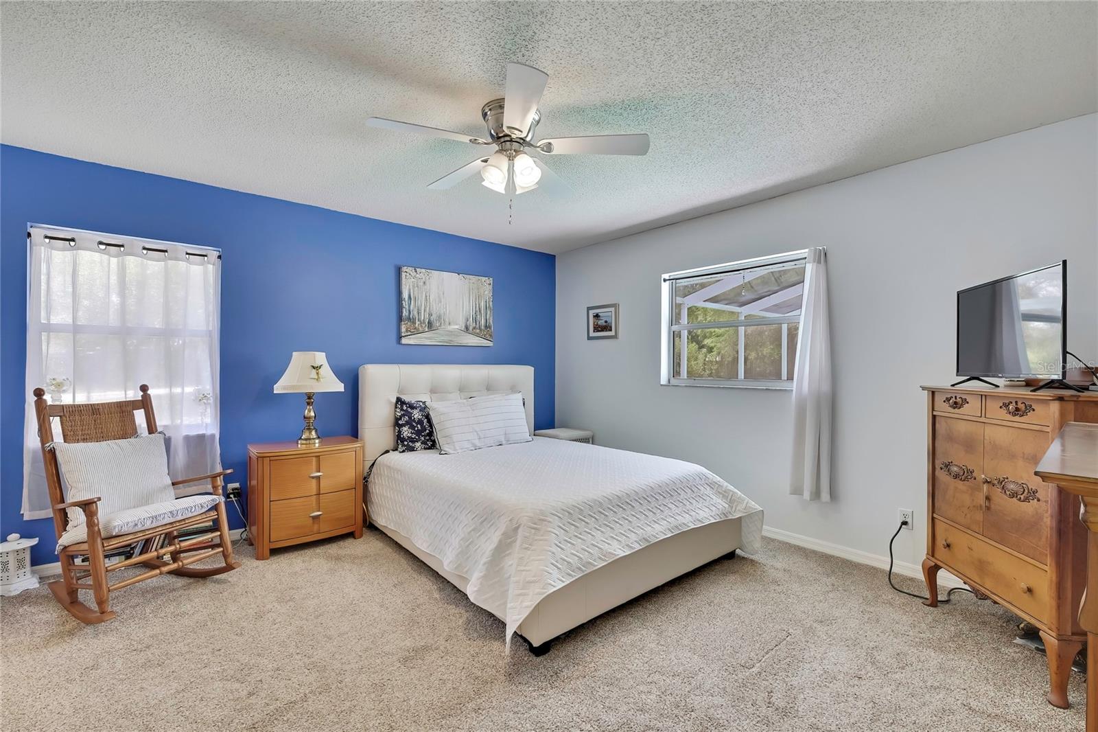 CRYSTAL MANOR UNIT 03 - Residential