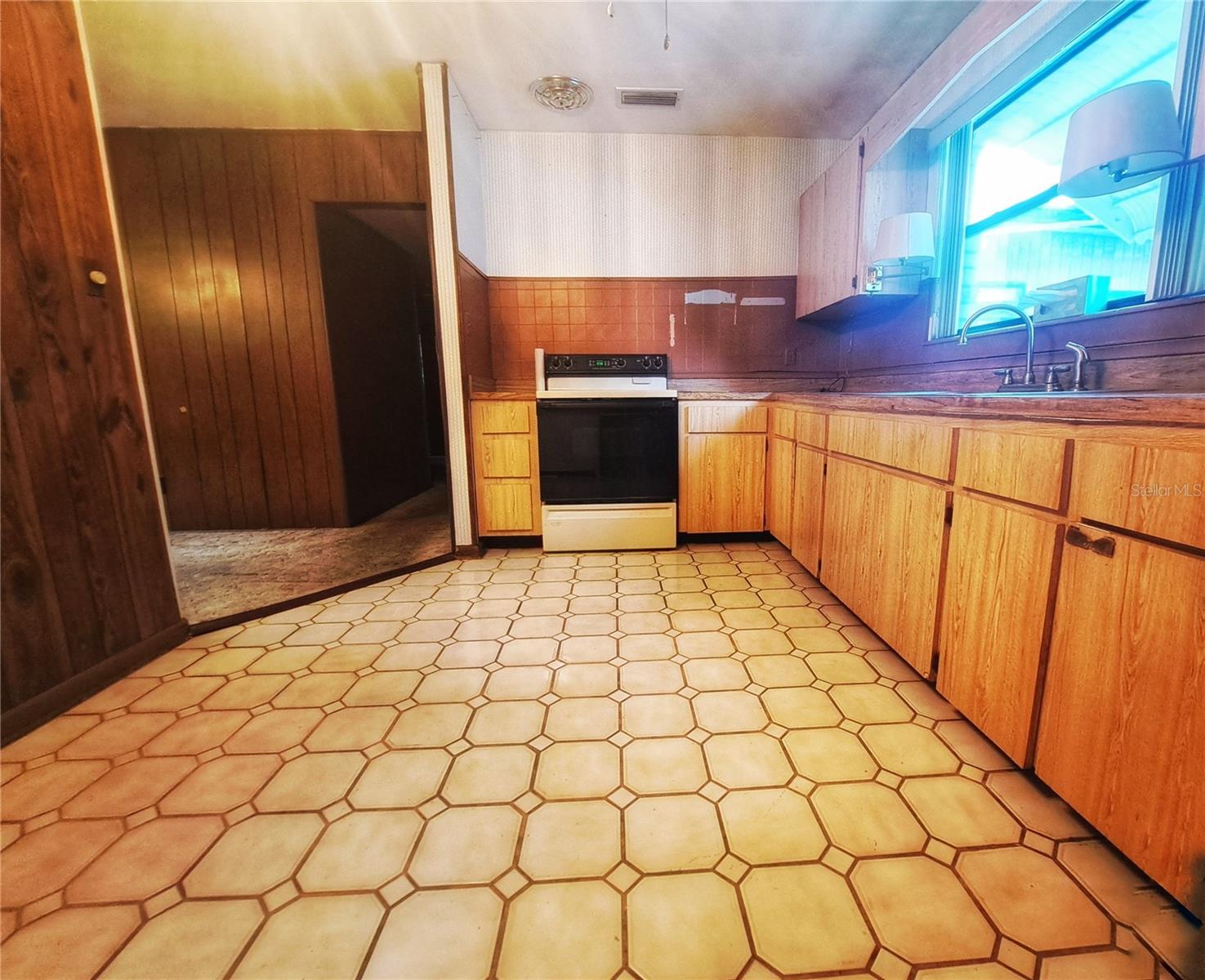 GANDY GARDENS 5 - Residential